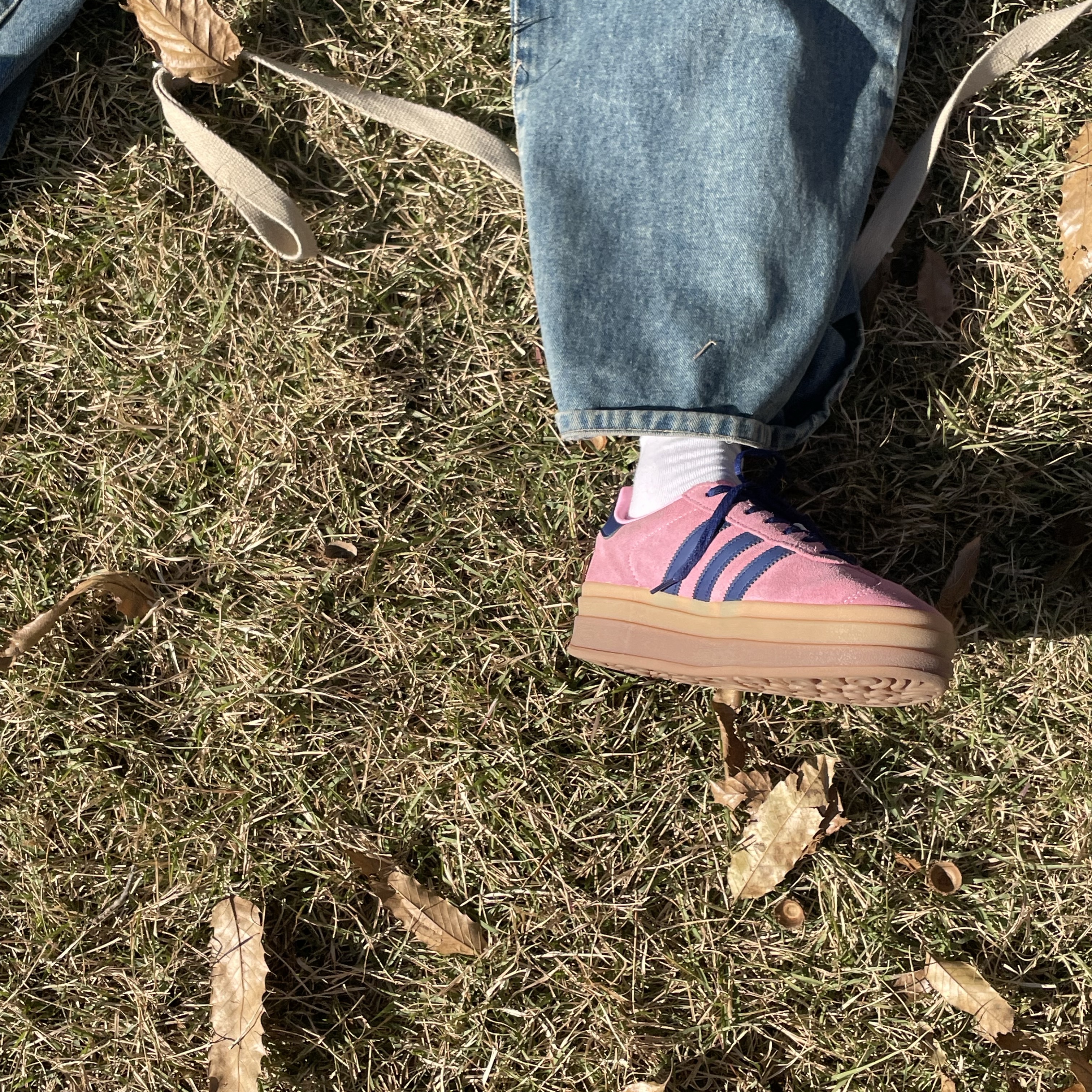 (W) Adidas Gazelle Bold Pink Glow Victory Blue 착용 스타일
