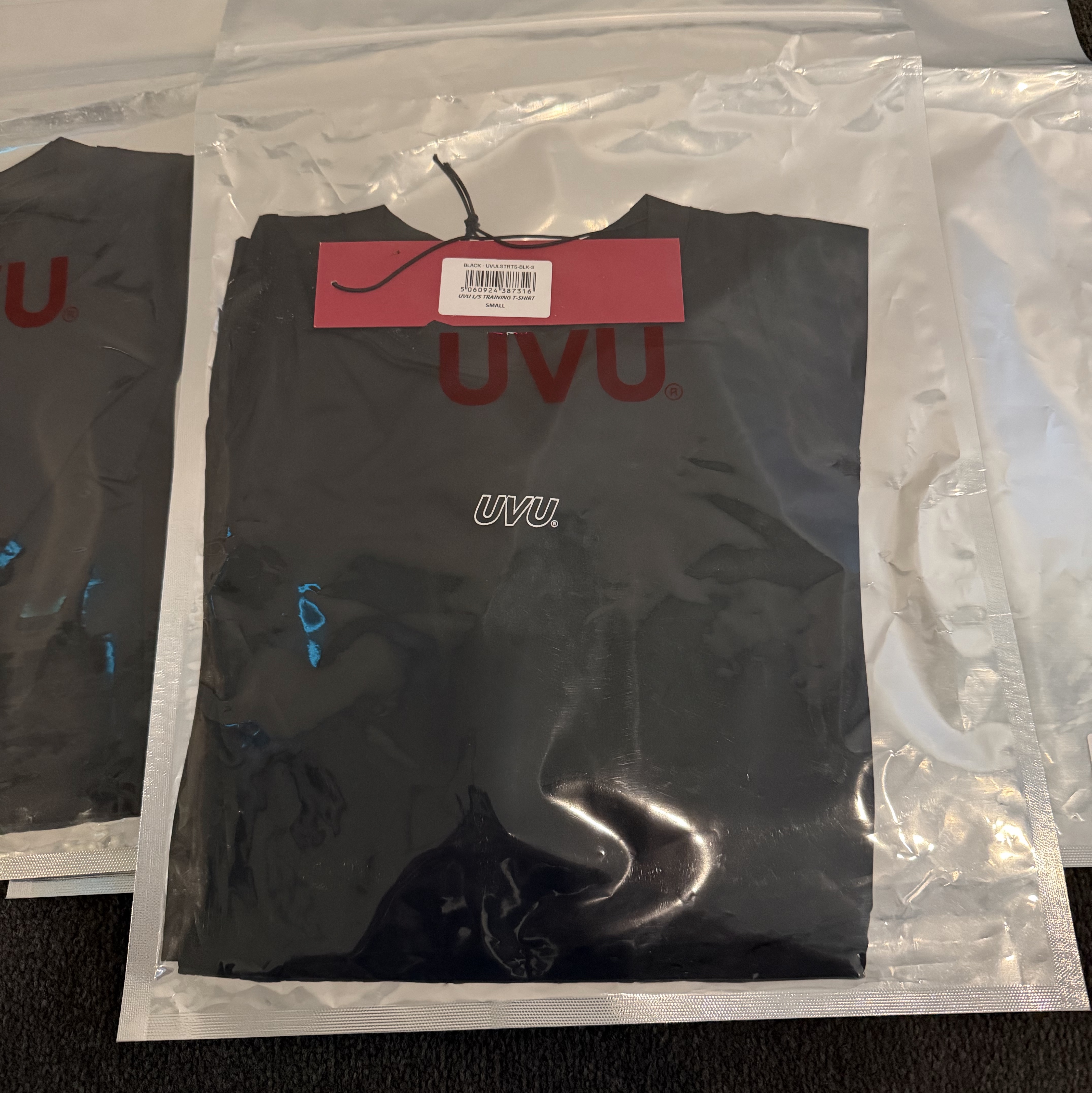 UVU L/S Training Top Black 착용 스타일