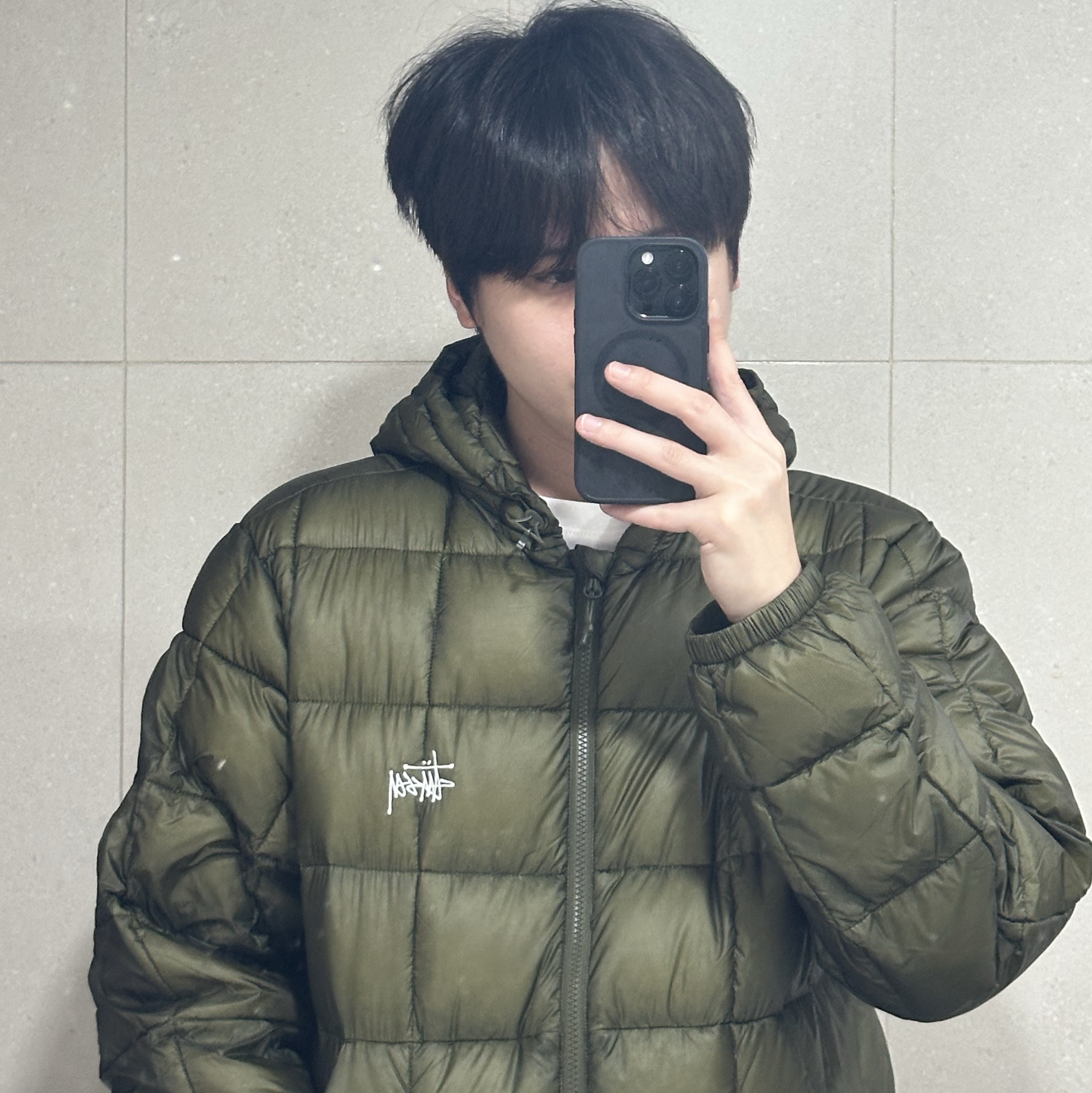 Stussy Midweight Hooded Puffer Olive 착용 스타일 - 1