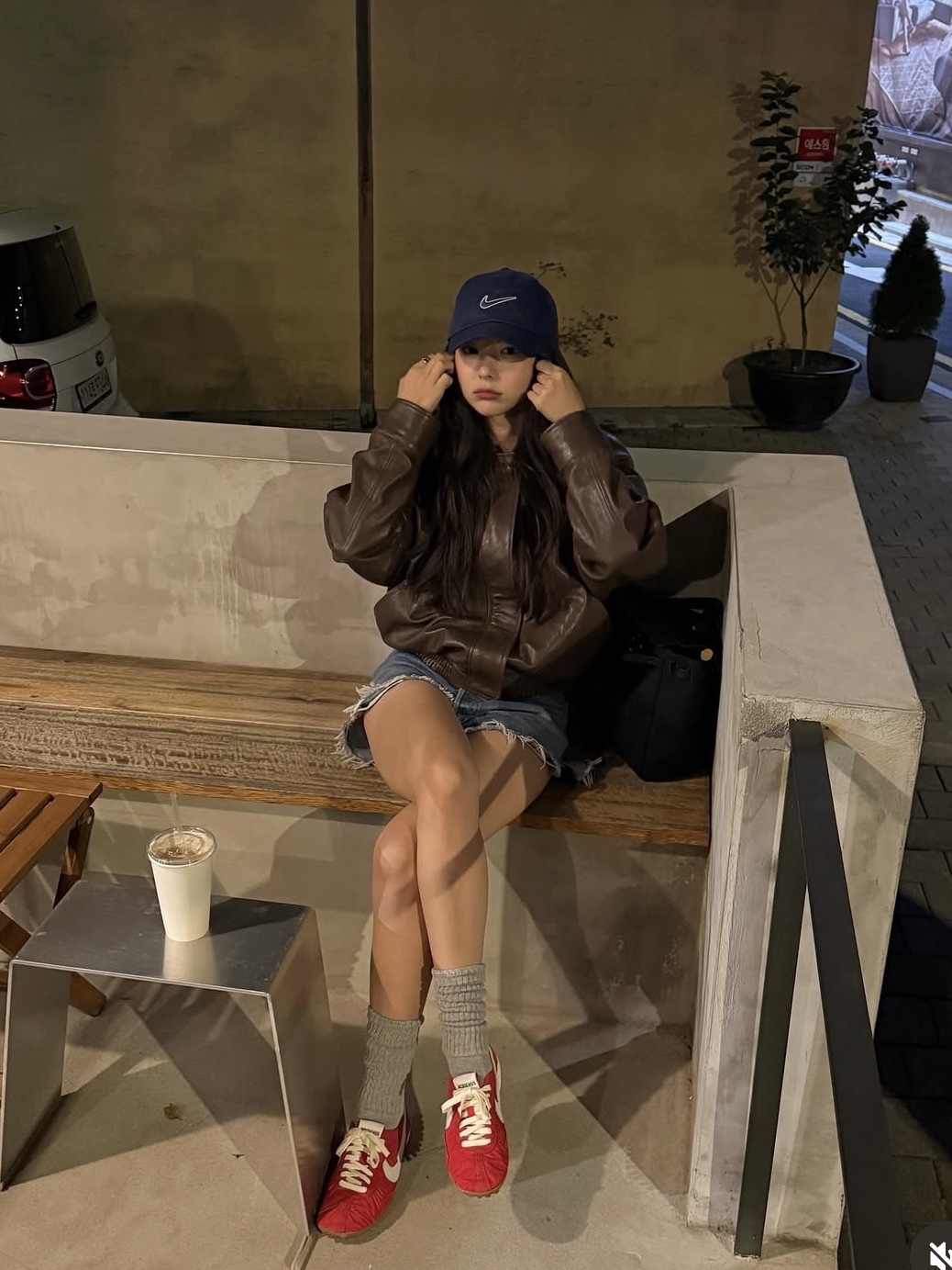 Nike x Jacquemus Moon Shoe SP University Red and Bicycle Yellow 착용 스타일 - 5