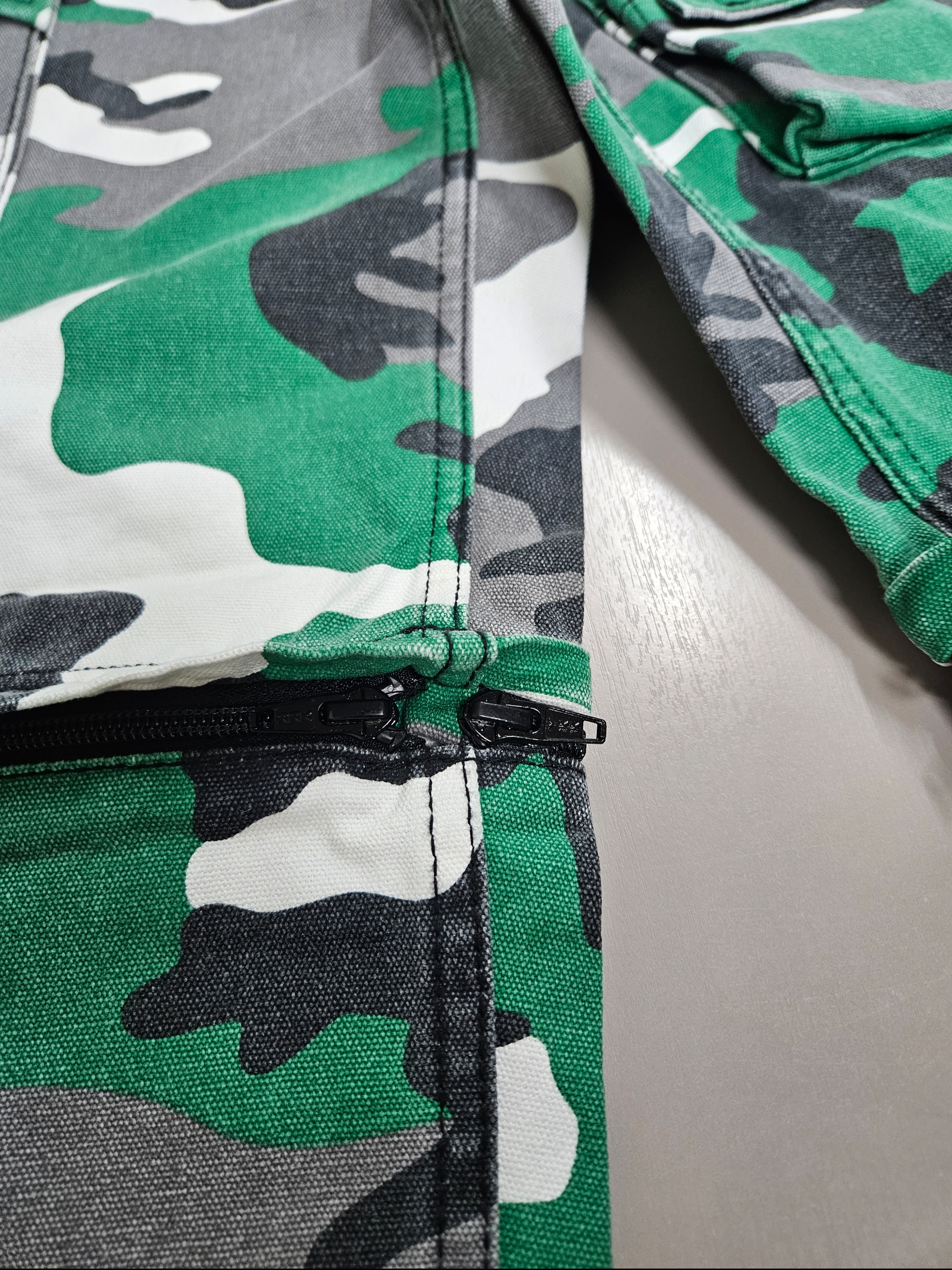 Supreme Zip-Off Utility Pant Green Camo - 25FW 착용 스타일 - 5