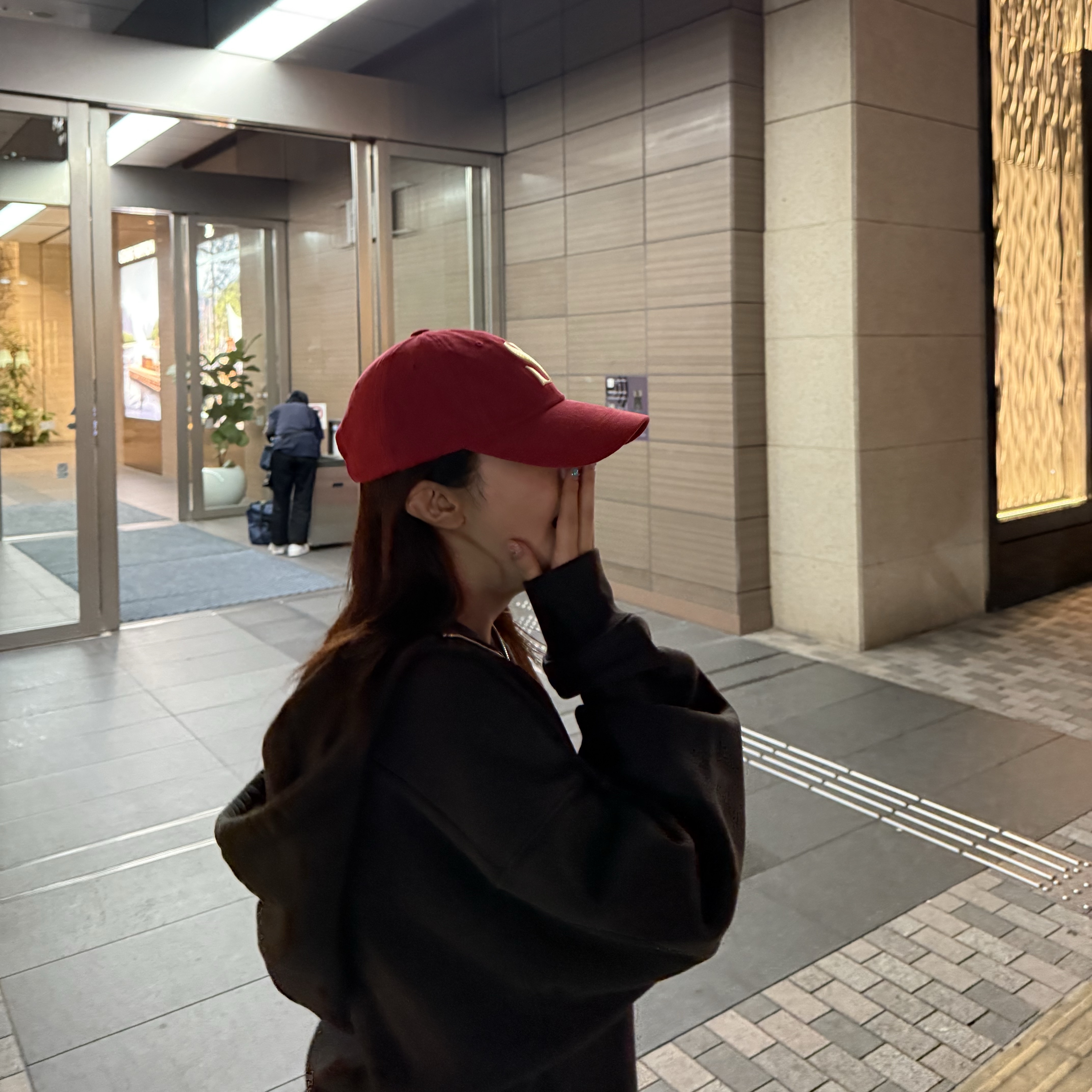 Stussy Established Zip Hoodie Black 착용 스타일 - 2