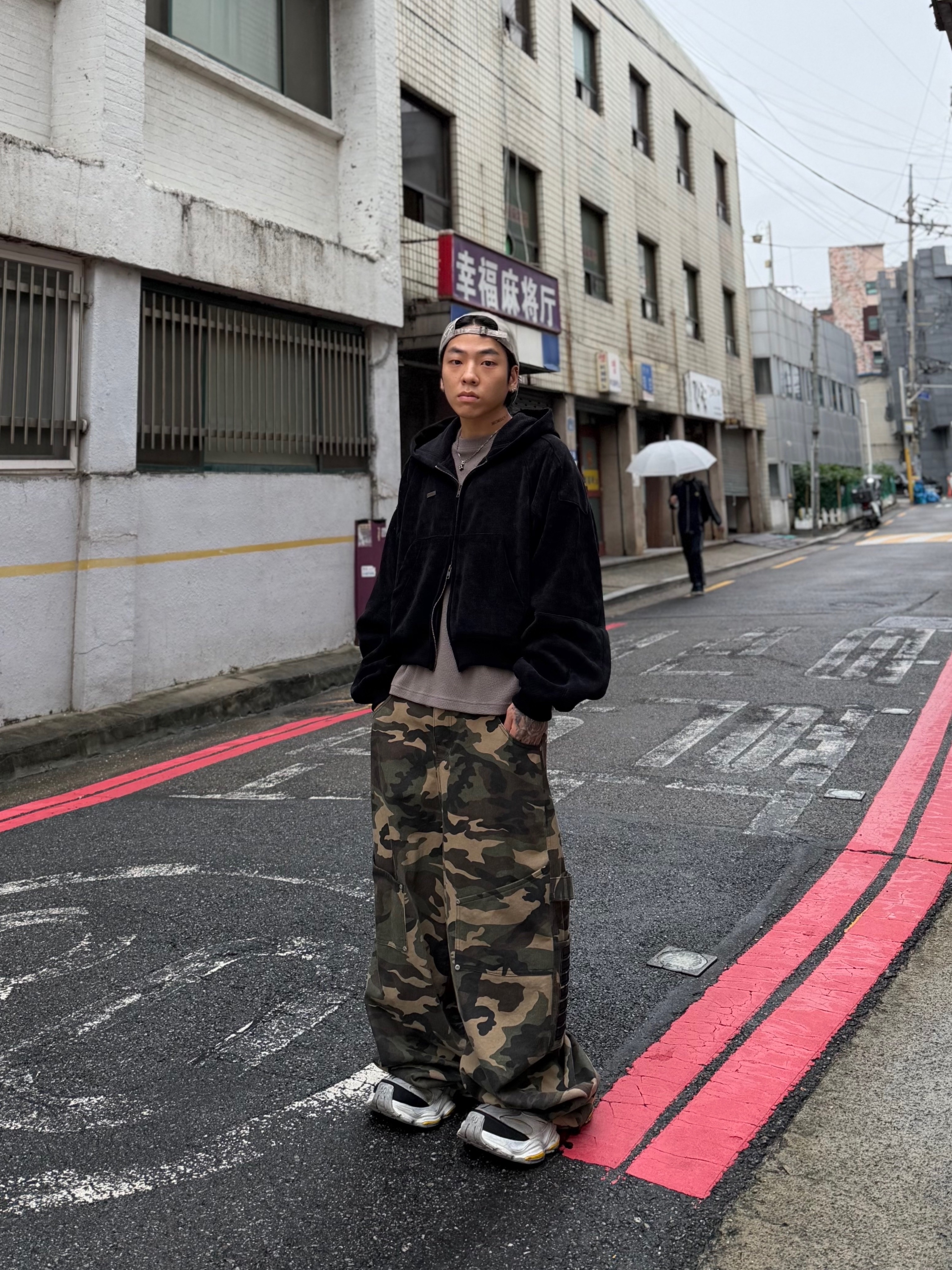 Ignota Core:8 Washed Long Sleeve T-Shirt Light Beige, [KREAM Exclusive] Aoiro 6-Panel Bone A/N Cap Mud 착용 스타일 - 1