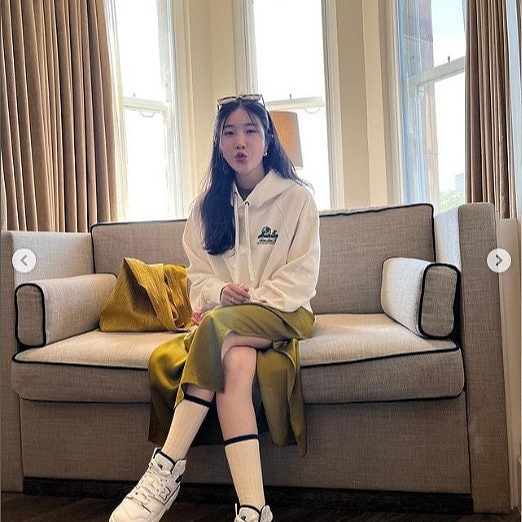 Aime Leon Dore Unisphere Hoodie Pristine 착용 스타일 - 3