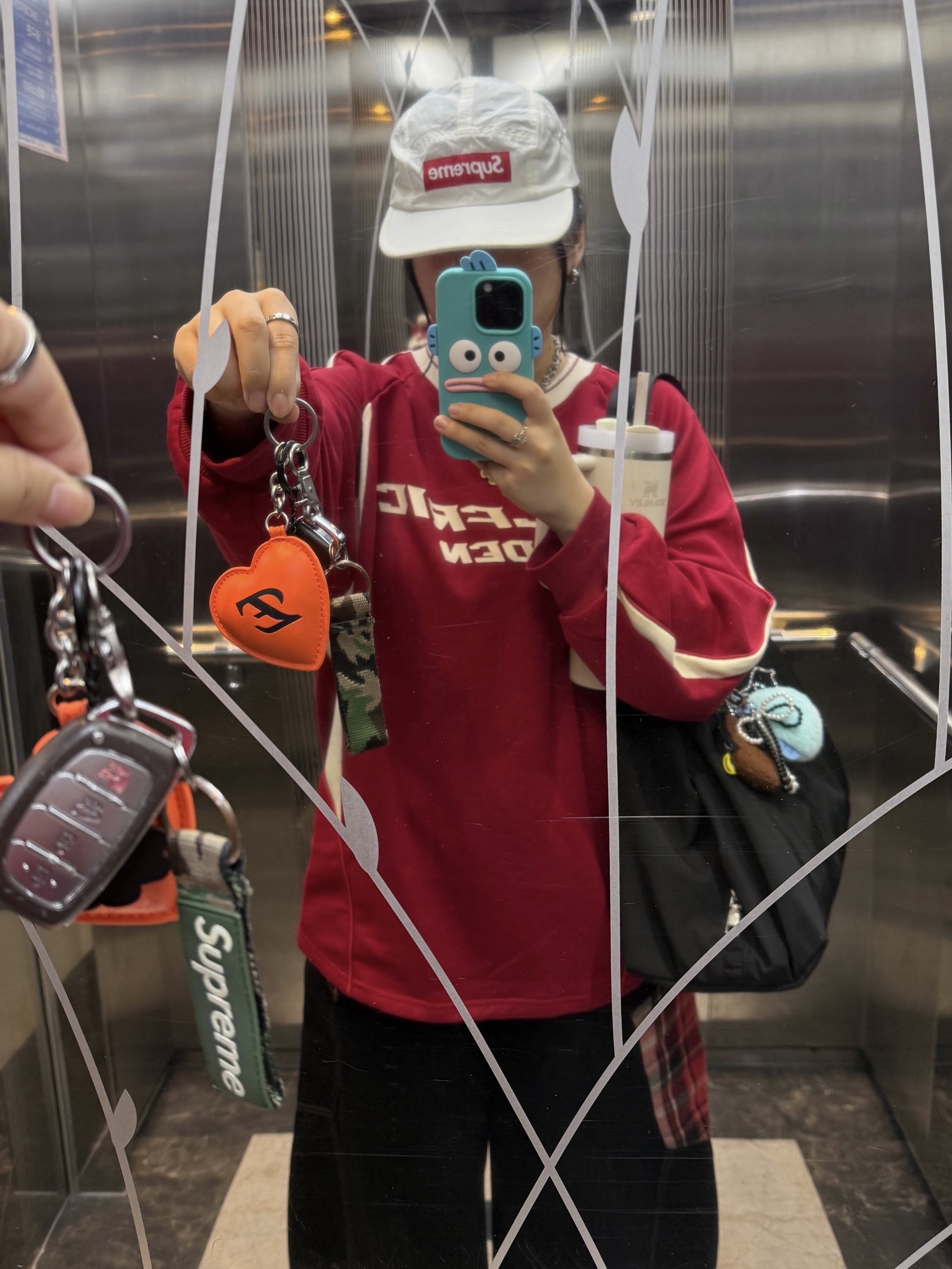 Supreme Waxed Ripstop Camp Cap White - 24FW, Satur x Hanwha Eagles Heart Keyring Orange 착용 스타일