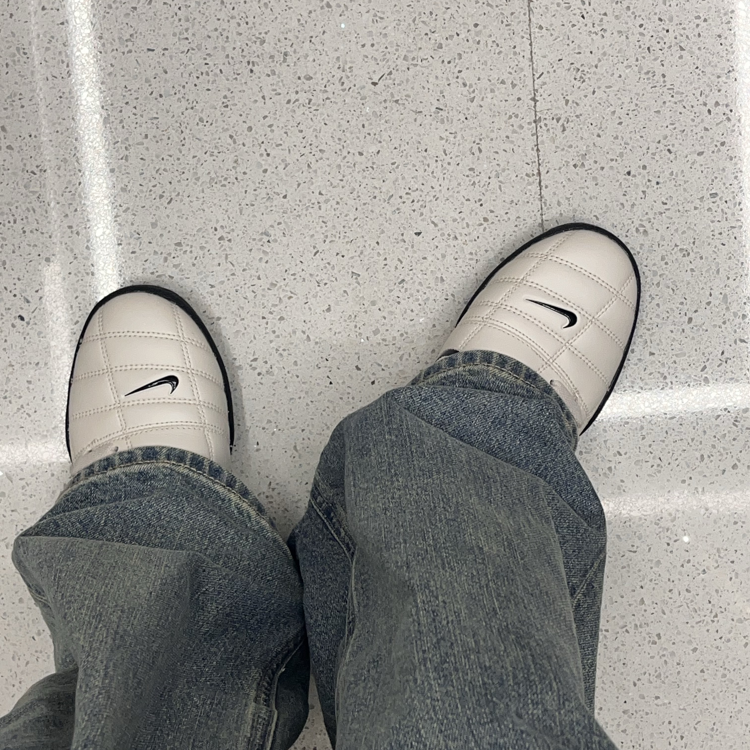Nike Total 90 III SP Light Orewood Brown Black 착용 스타일 - 2
