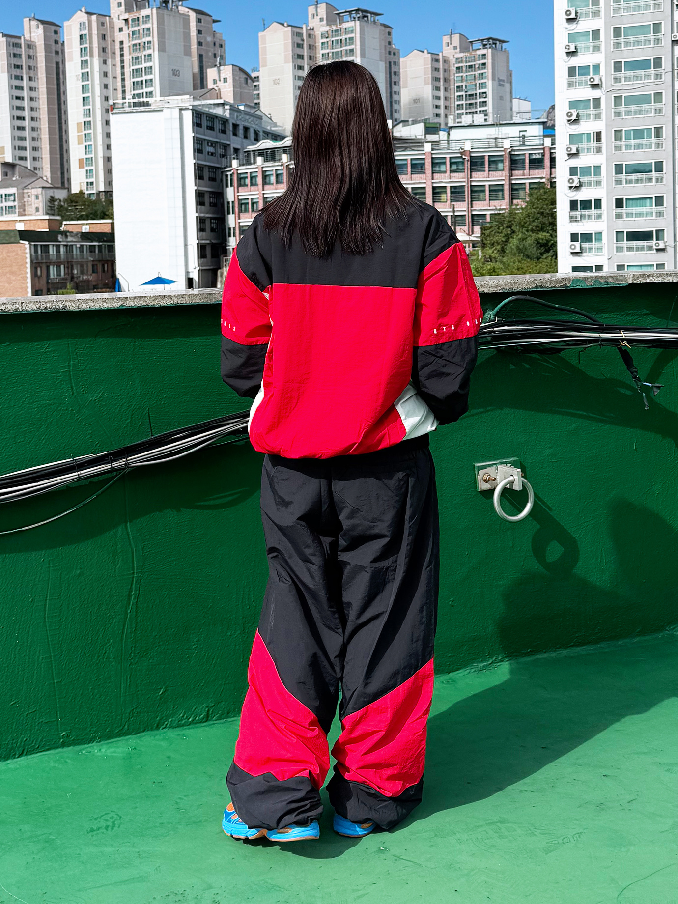 QT8 Garments TL Old Track Jacket Black/Red, QT8 GARMENTS Track Pant Black/Red 착용 스타일 - 3