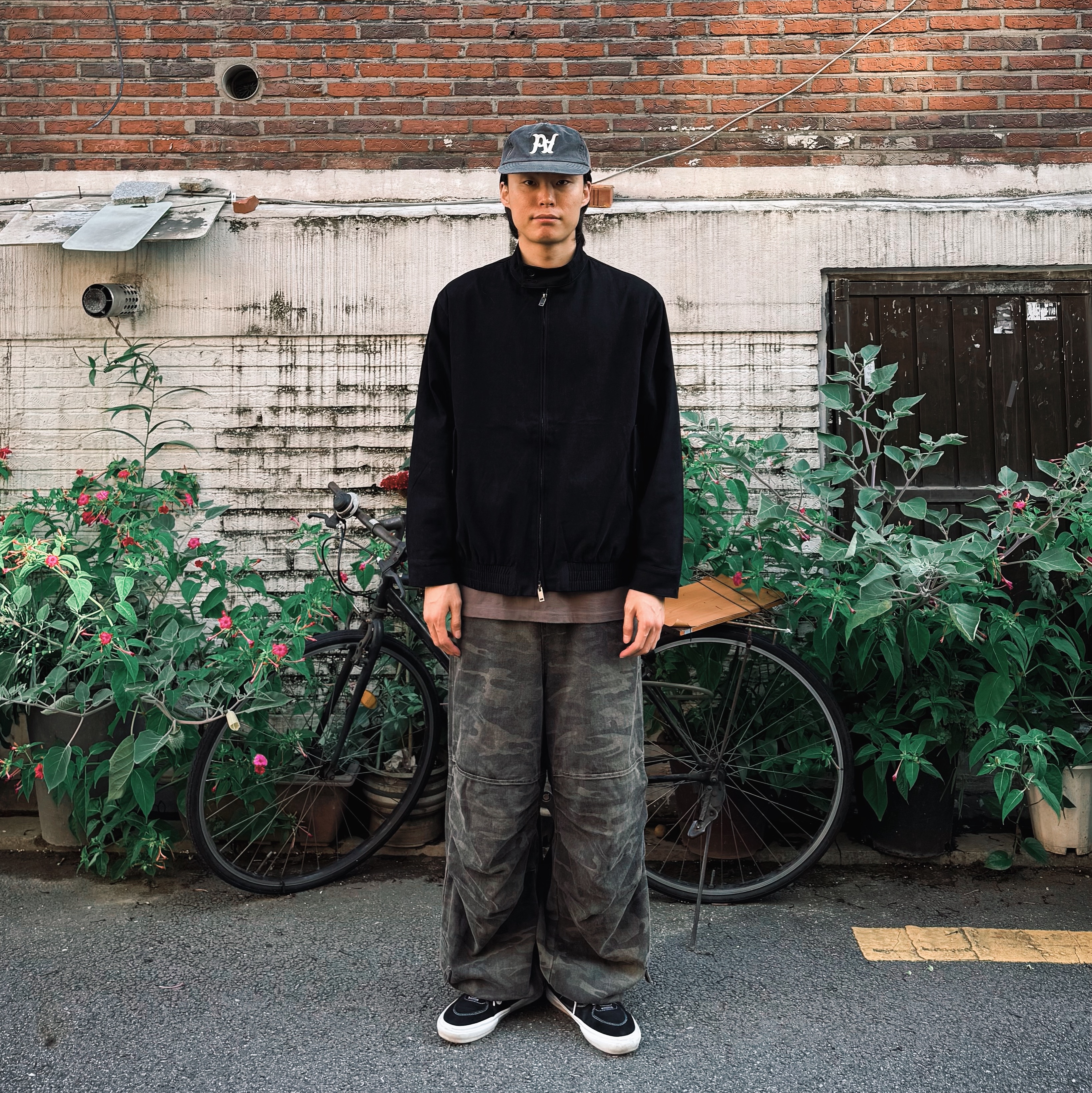 Vans Skate Half Cab Black 착용 스타일 - 4