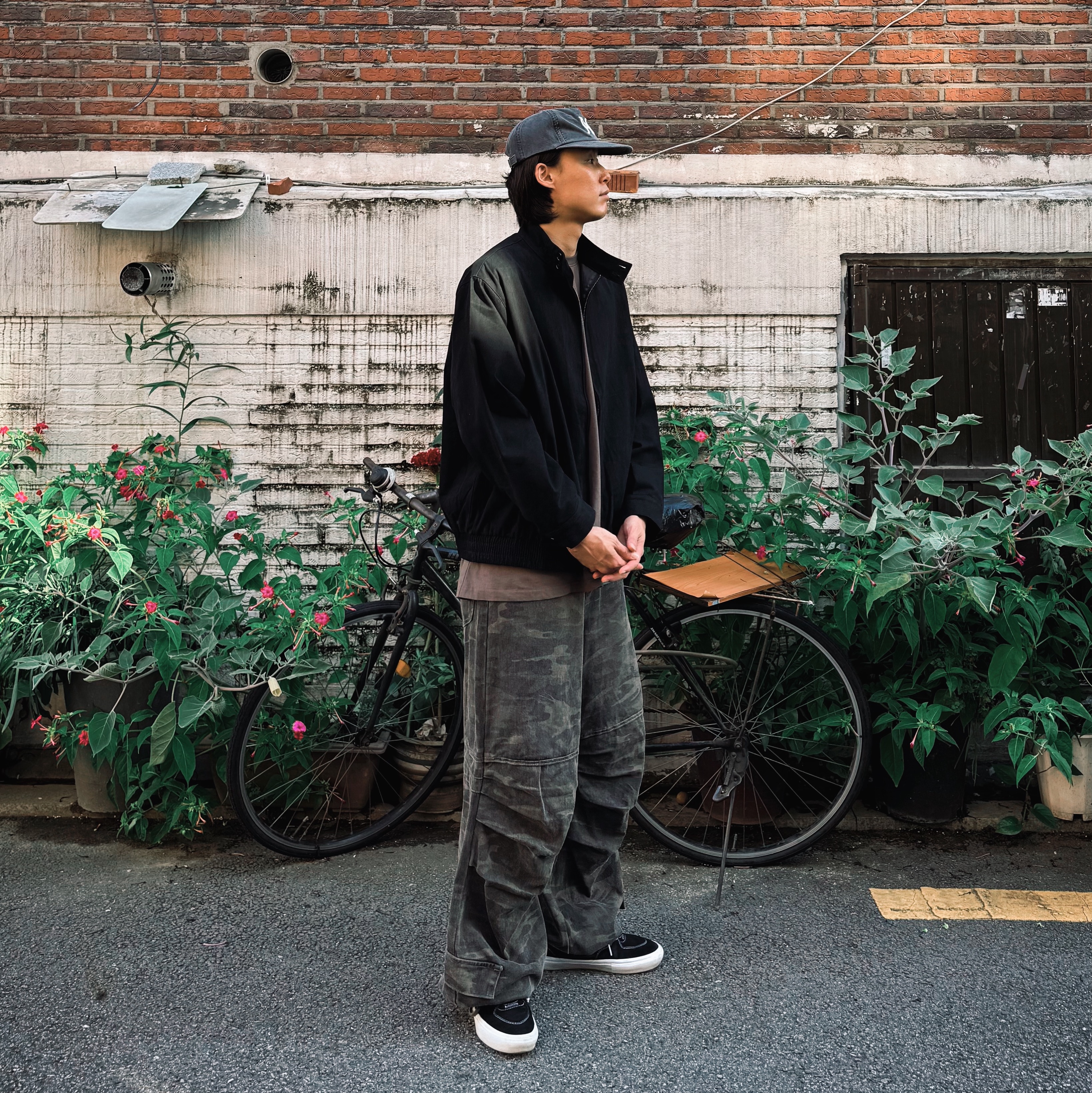 Vans Skate Half Cab Black 착용 스타일 - 3