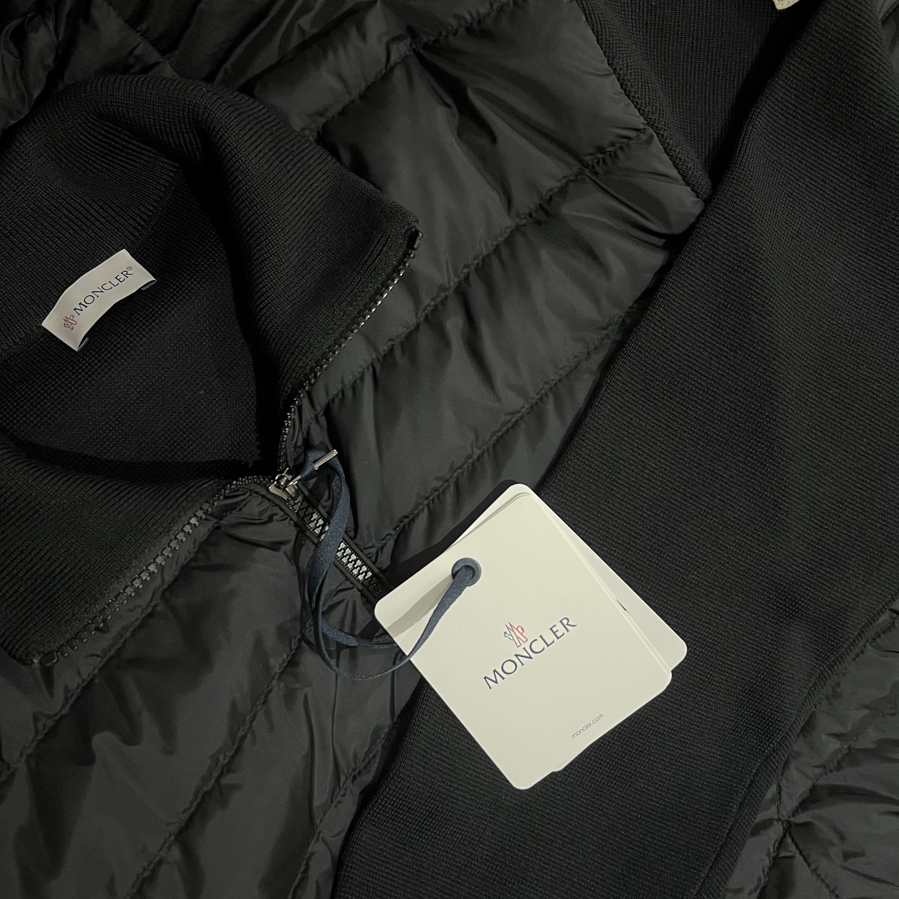Moncler Padded Zip Up Cardigan Black - 25FW 착용 스타일