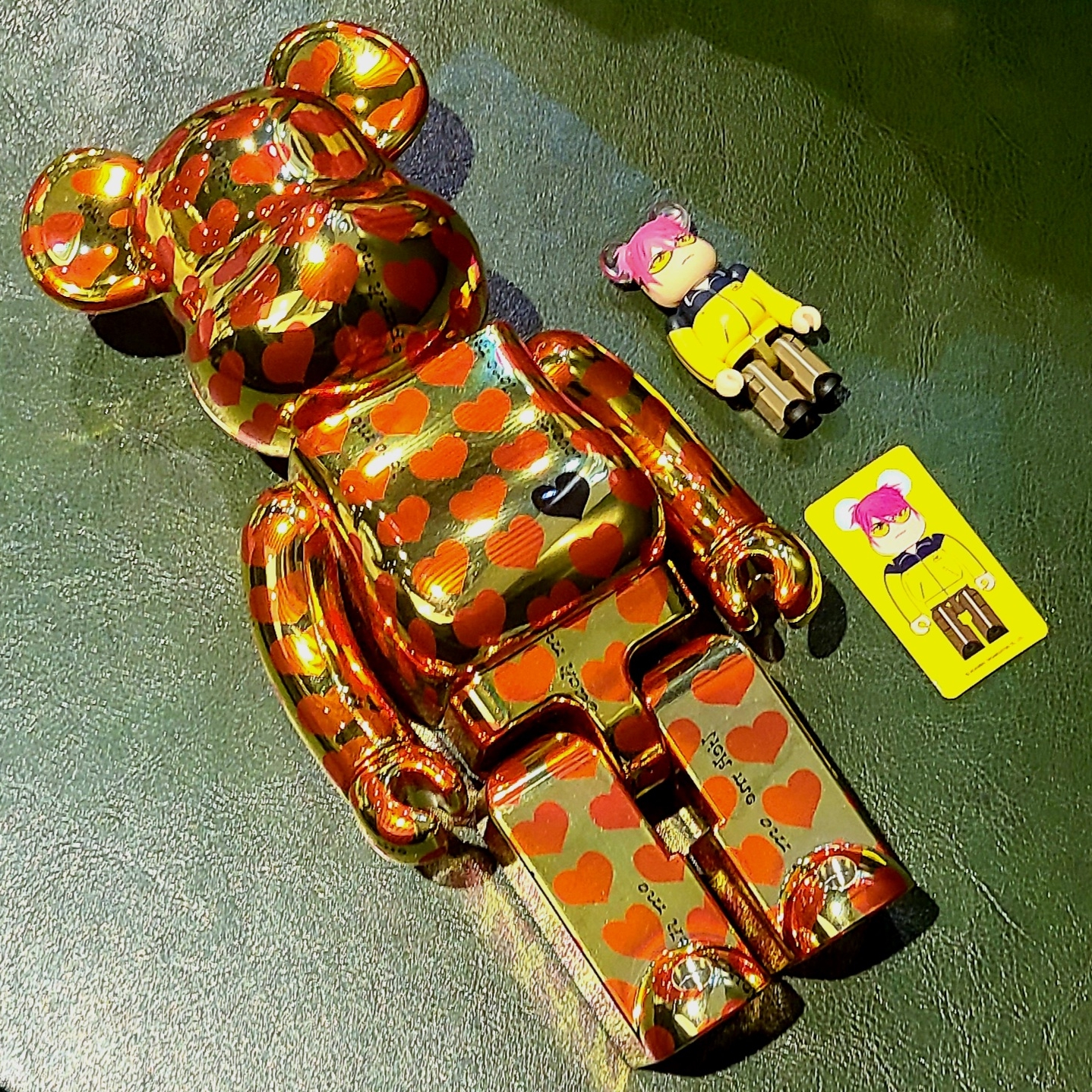 Bearbrick Gold Heart 100% & 400% Set, Bearbrick Series 50 Sealed Case 100% (24 Blind Boxes) 착용 스타일 - 1