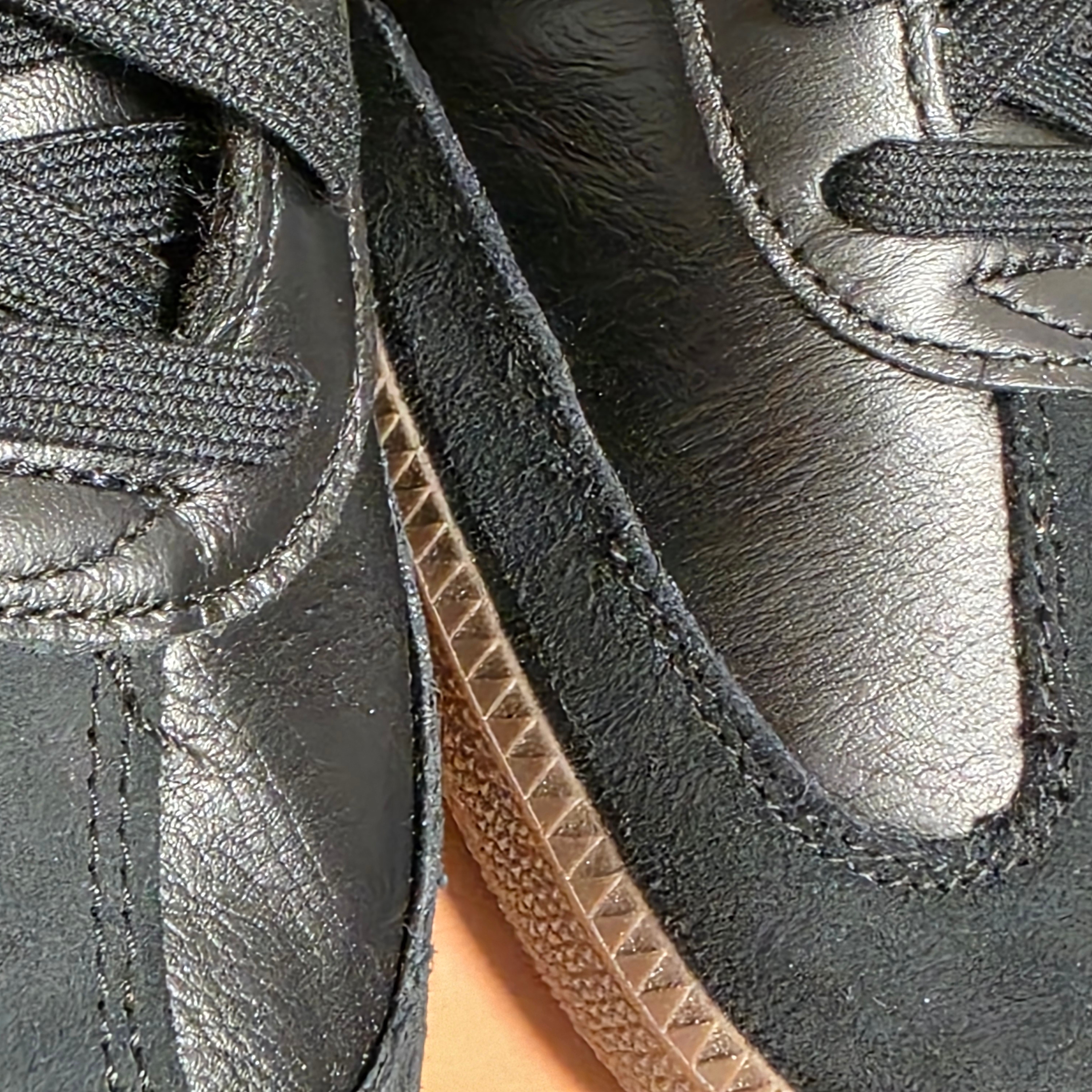 Adidas Samba OG Black White Gum 착용 스타일 - 2