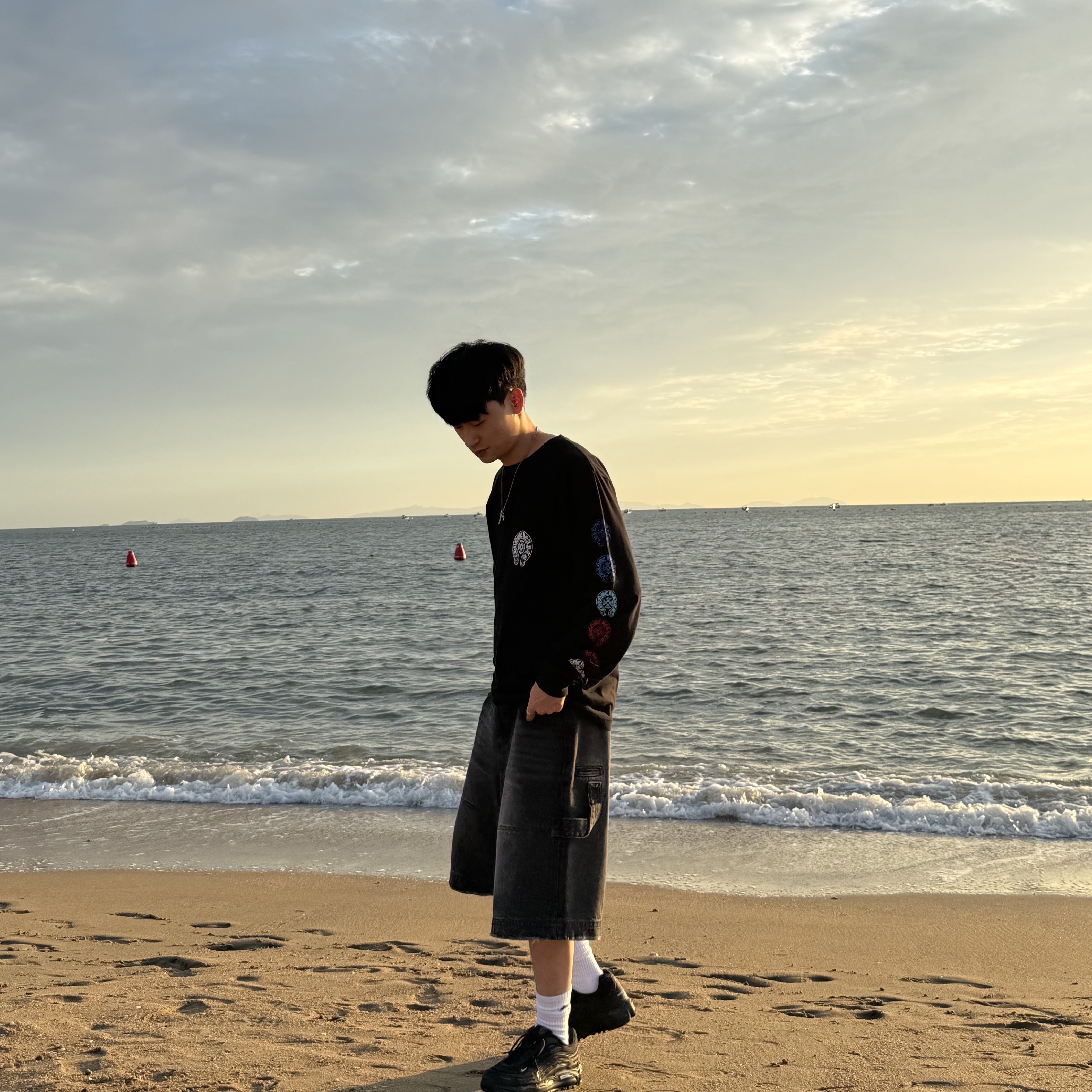Nike x Comme des Garcons Homme Plus Air Max TL 2.5 Black, ETCE Denim Bermuda Shorts Black 착용 스타일 - 1