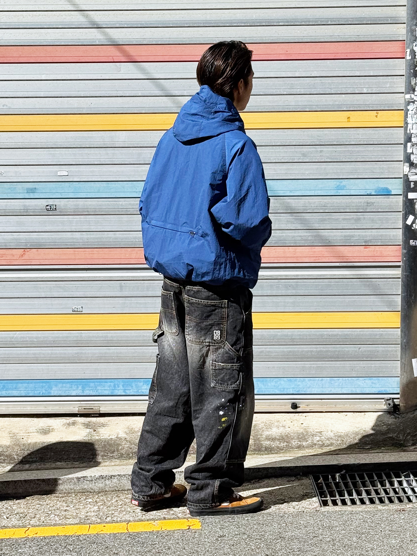 QT8 GARMENTS Nostalgia Windbreaker Blue, QT8 GARMENTS Painted Double Knee Washed Pants Black 착용 스타일 - 3