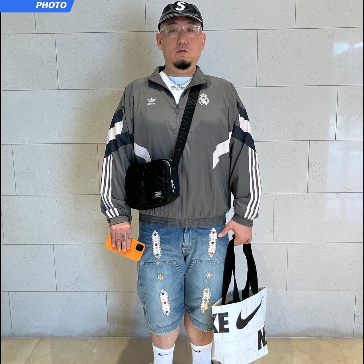 Adidas Real Madrid Originals Track Top Charcoal Grey - KR Sizing, Nike x Peaceminusone Air Force 1 Low Para-Noise 3.0 Black and Multicolor 착용 스타일 - 1