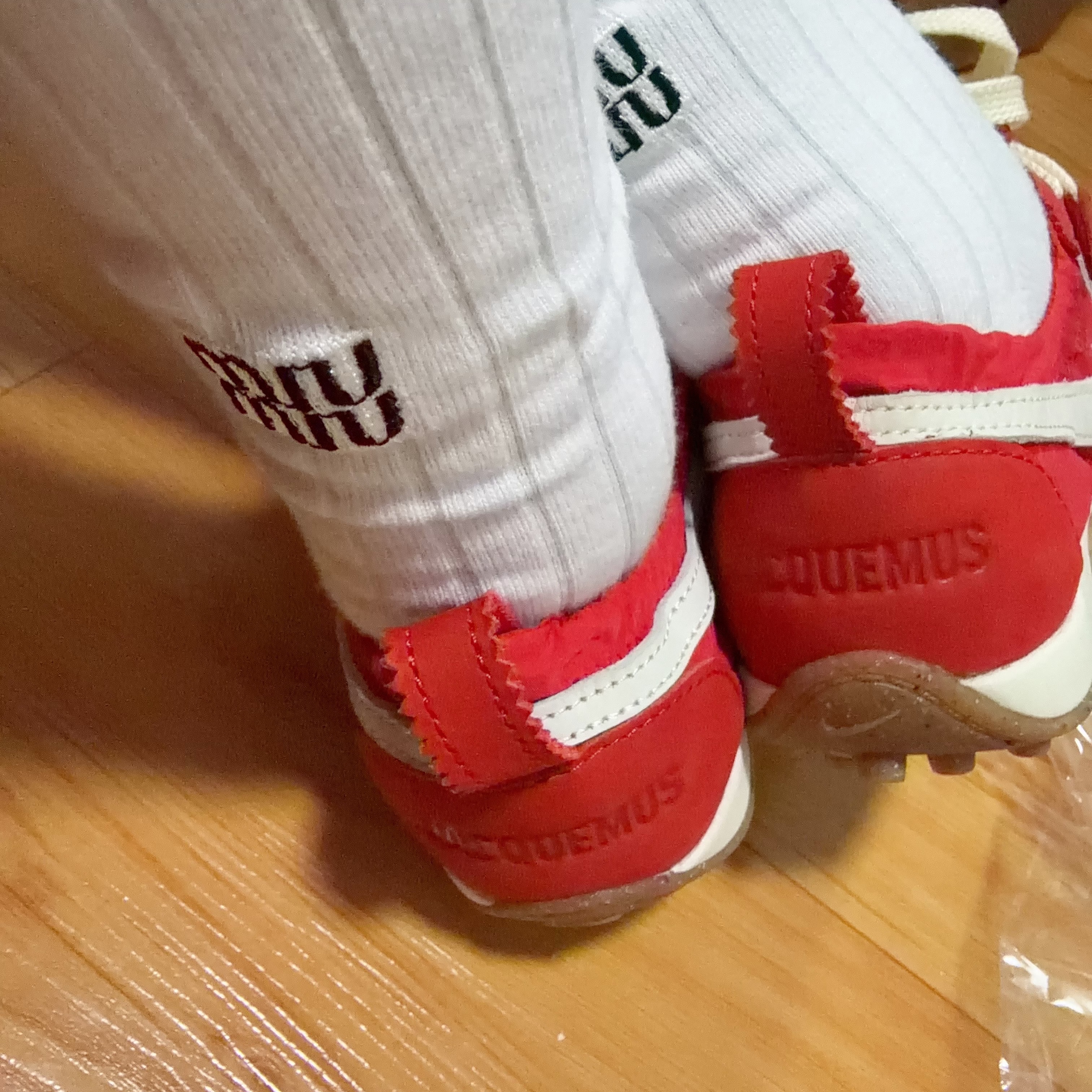 Nike x Jacquemus Moon Shoe SP University Red and Bicycle Yellow 착용 스타일