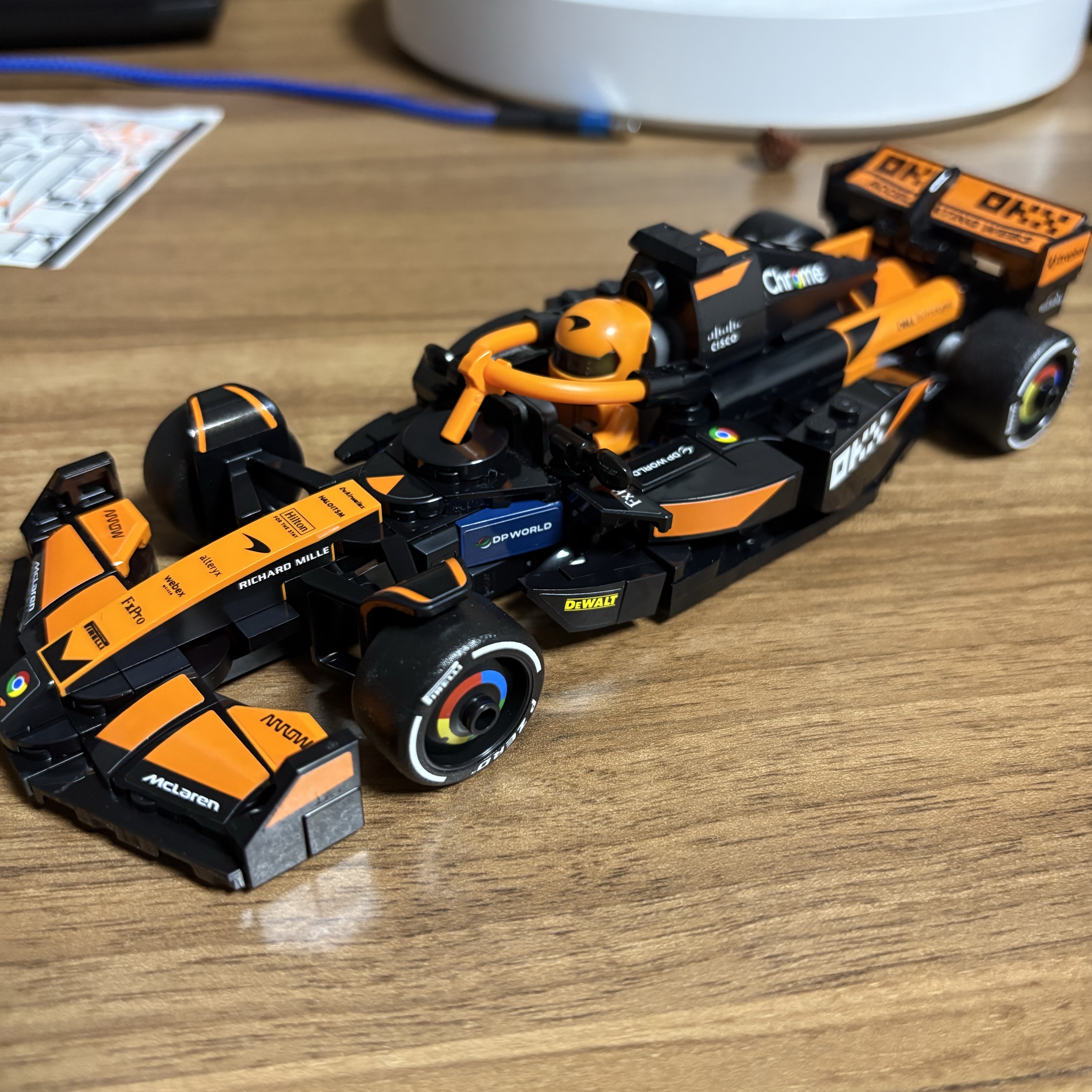 Lego Speed Champions McLaren F1 Team MCL38 Race Car 착용 스타일