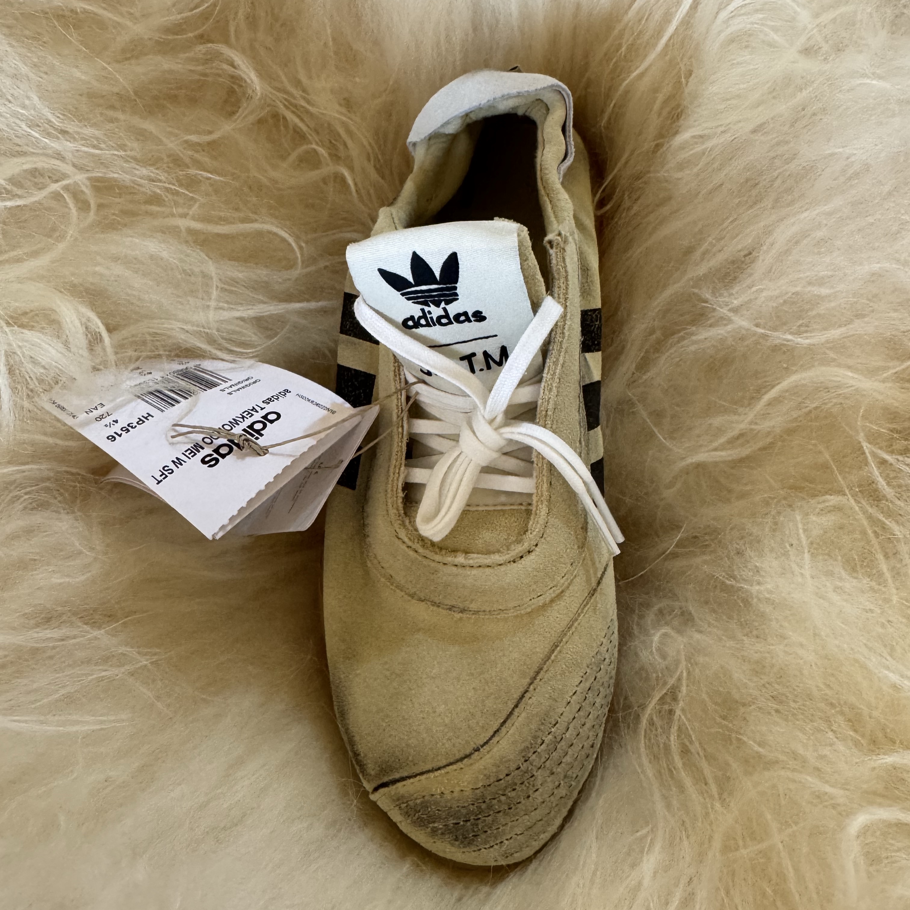 (W) Adidas x Song for the Mute Taekwondo Mei Cream White Core Black 착용 스타일