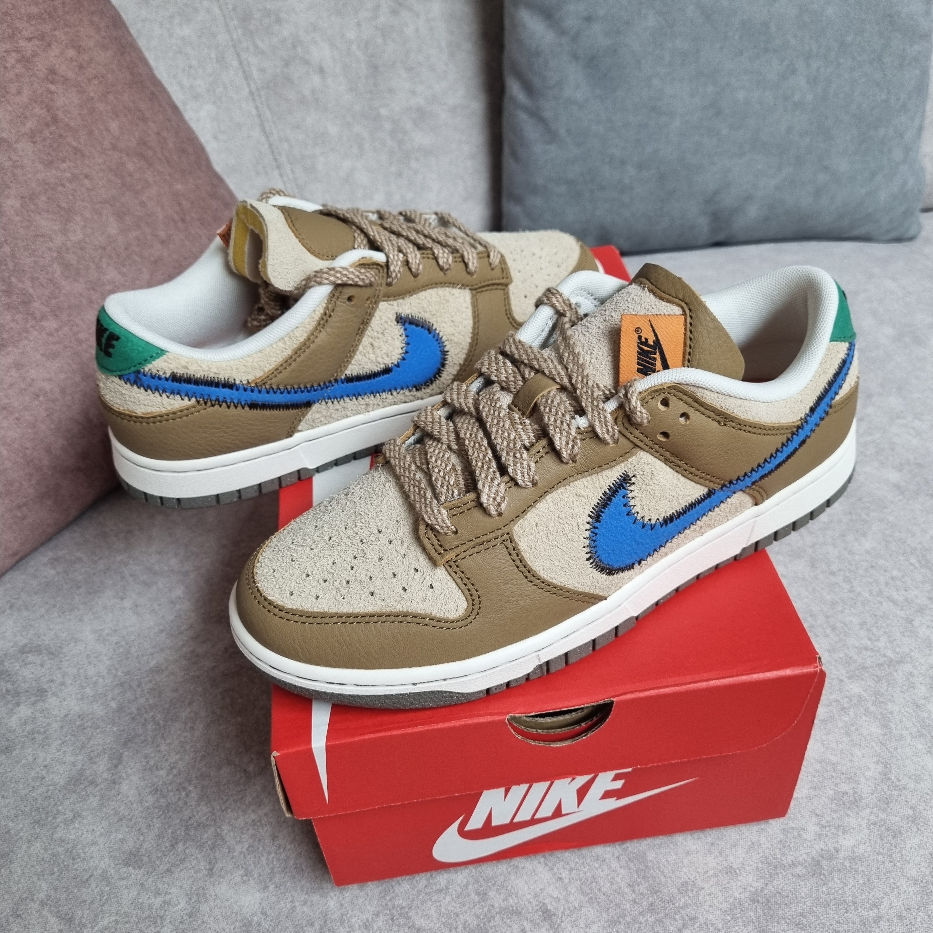 Nike x Size? Dunk Low Dark Driftwood Photo Blue 착용 스타일