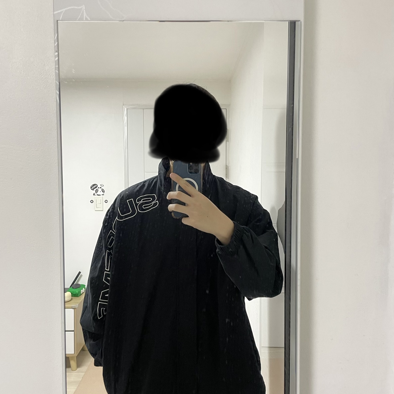 Supreme Spellout Embroidered Ripstop Track Jacket Black - 25FW, Supreme Spellout Embroidered Ripstop Track Pants Black - 25FW 착용 스타일 - 1