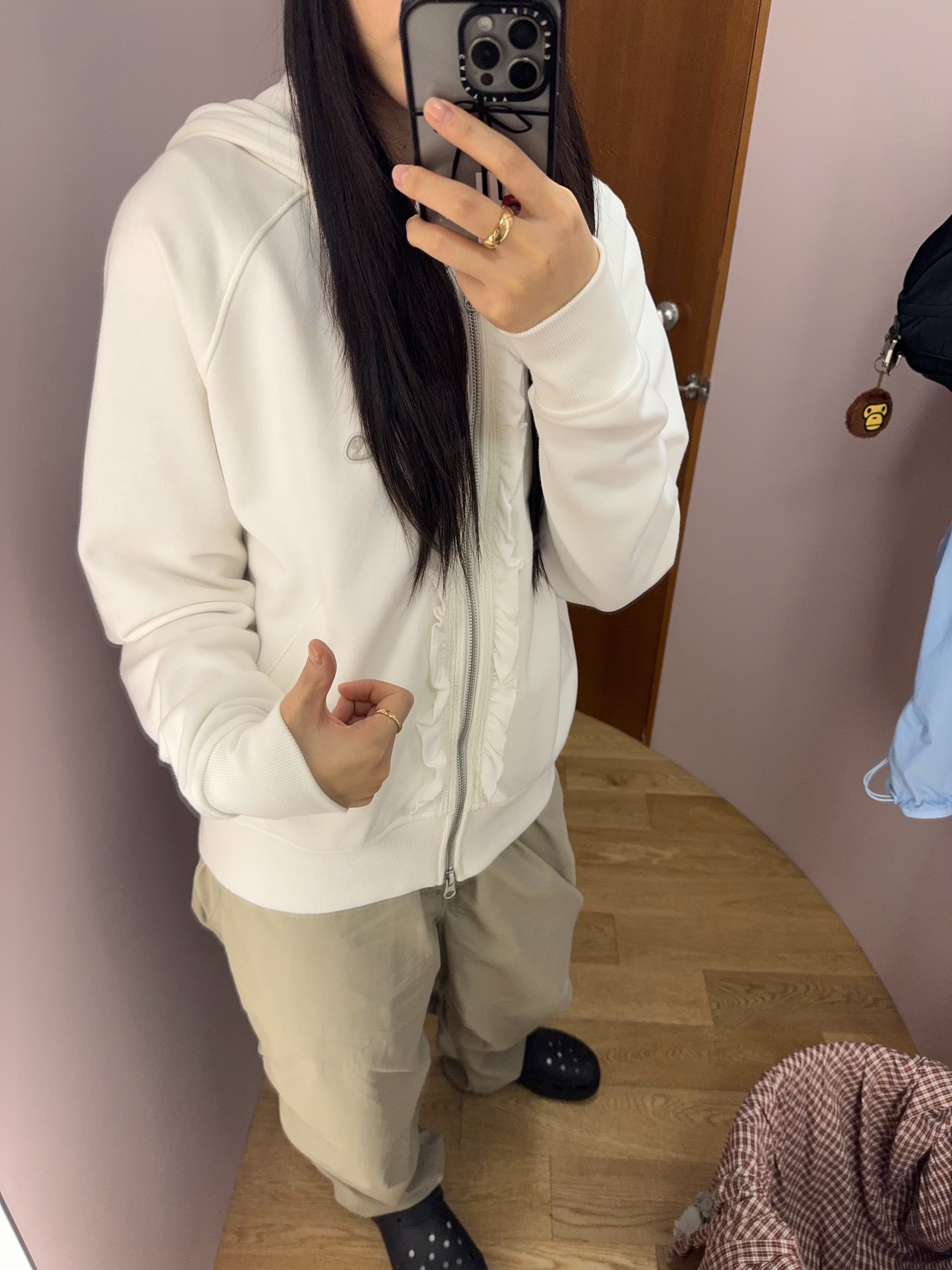 Sansan Gear Washed Hoodie Zip-Up Ivory, COYSEIO Ruffle Lace Hood Zip-Up White 착용 스타일 - 3