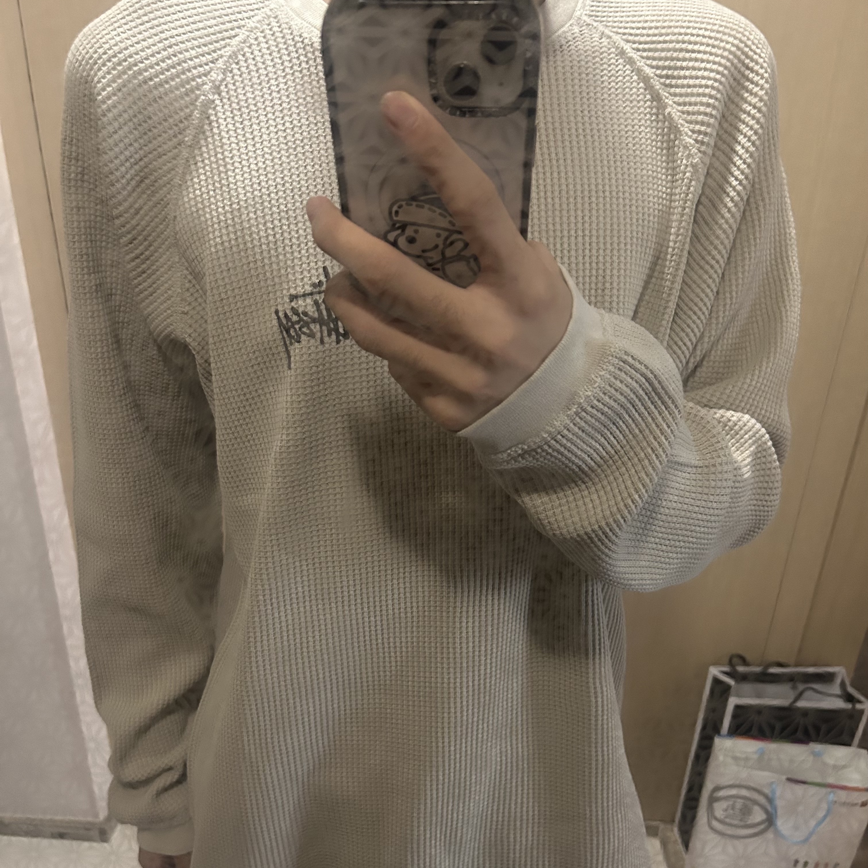 Stussy Raglan Thermal LS Crew Bone 착용 스타일