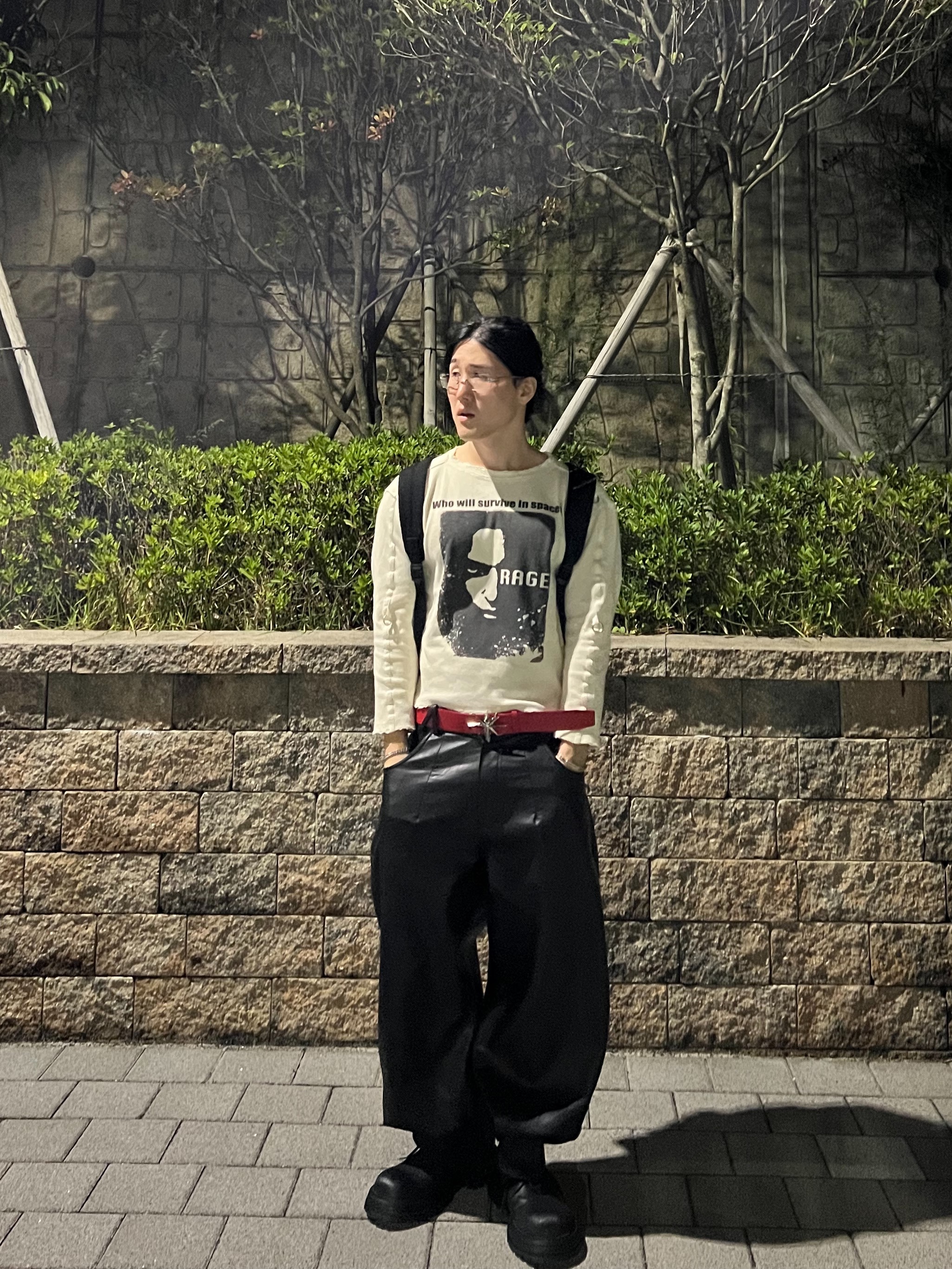 Gentle Monster Paranoyd 02 Silver Clear, farfromwhat far patch cotton backpack_black 착용 스타일 - 2