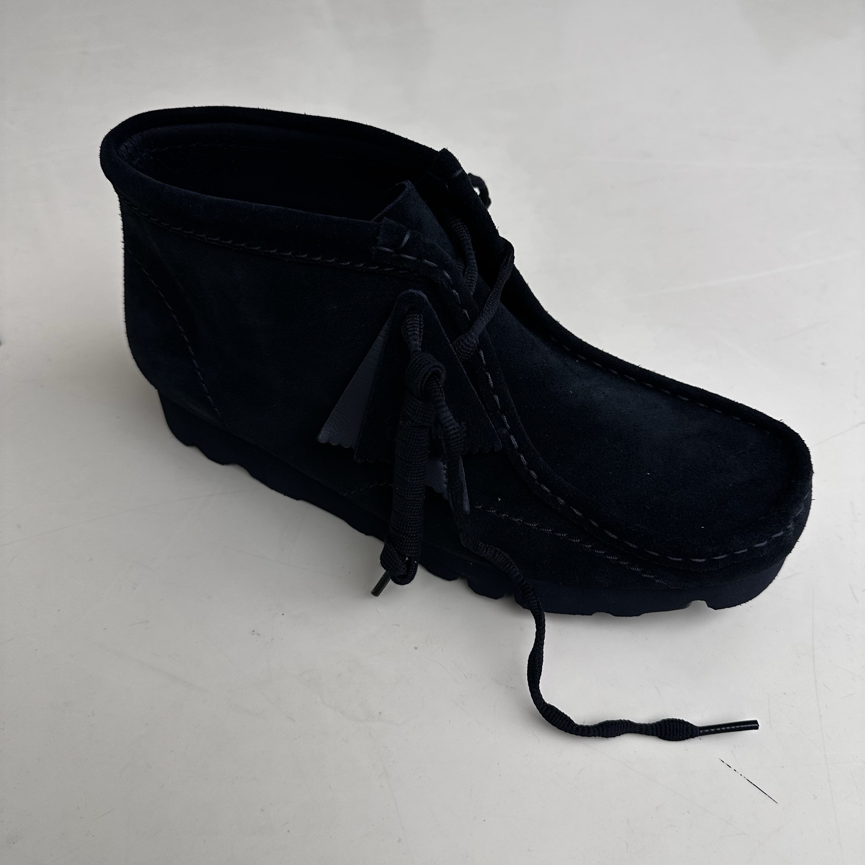 Clarks x Post Archive Faction (Paf) WallabeeBT Black Suede, Clarks x Post Archive Faction (Paf) WallabeeBT Grey Blue 착용 스타일 - 3