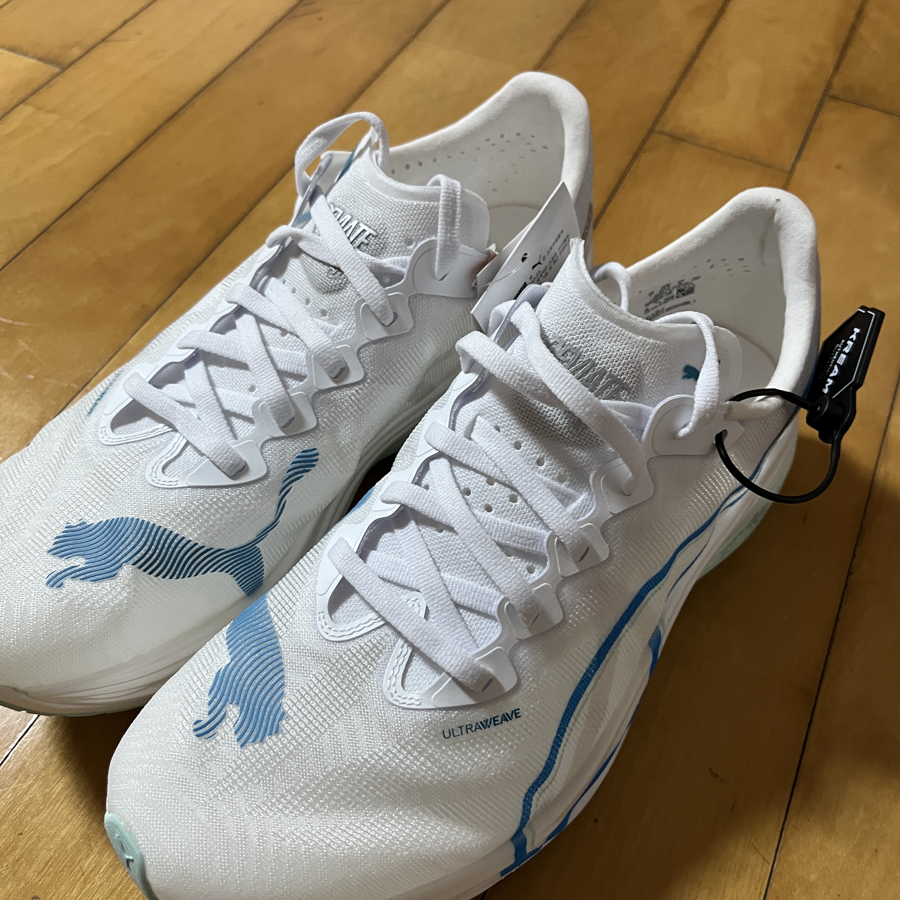 Puma Deviate Nitro Elite 3 White Speed Blue 착용 스타일
