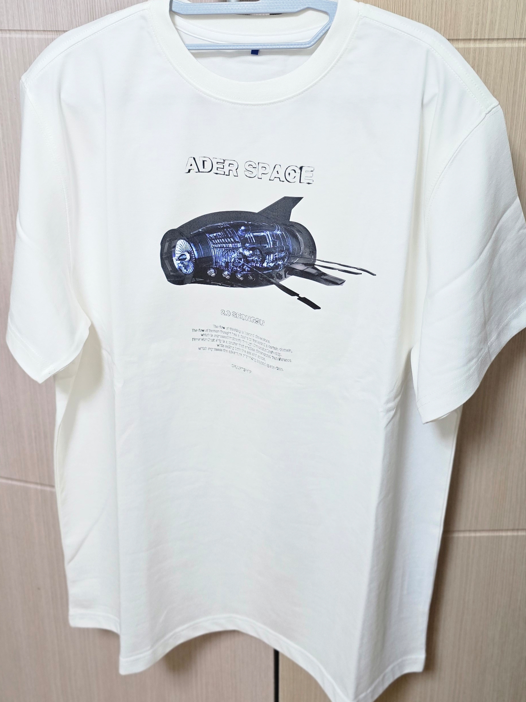 Ader Error Space 2.0 Seongsu T-Shirt White 착용 스타일 - 1