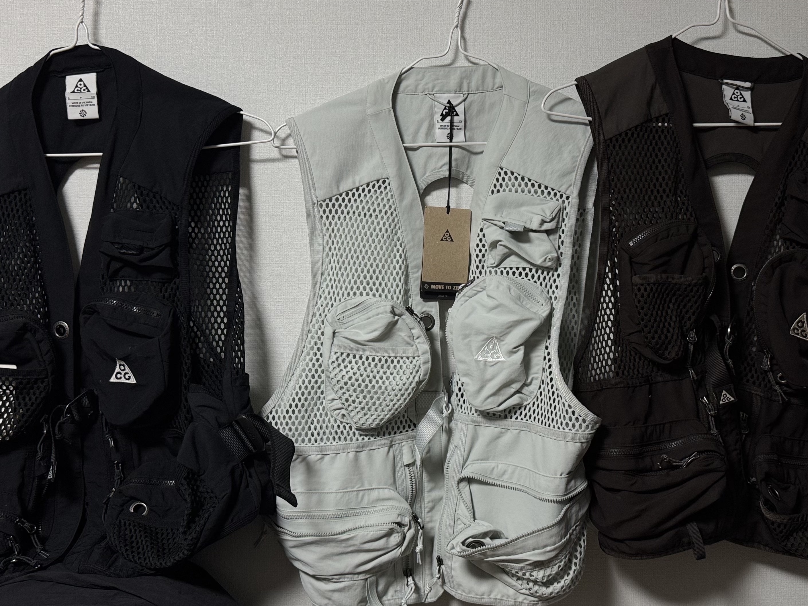 Nike ACG Buttles Vest Light Silver - Asia 착용 스타일