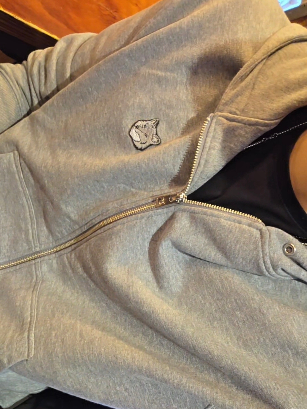 Maison Kitsune Bold Fox Head Patch Comfort Zipped Hoodie Medium Grey Melange 착용 스타일 - 2