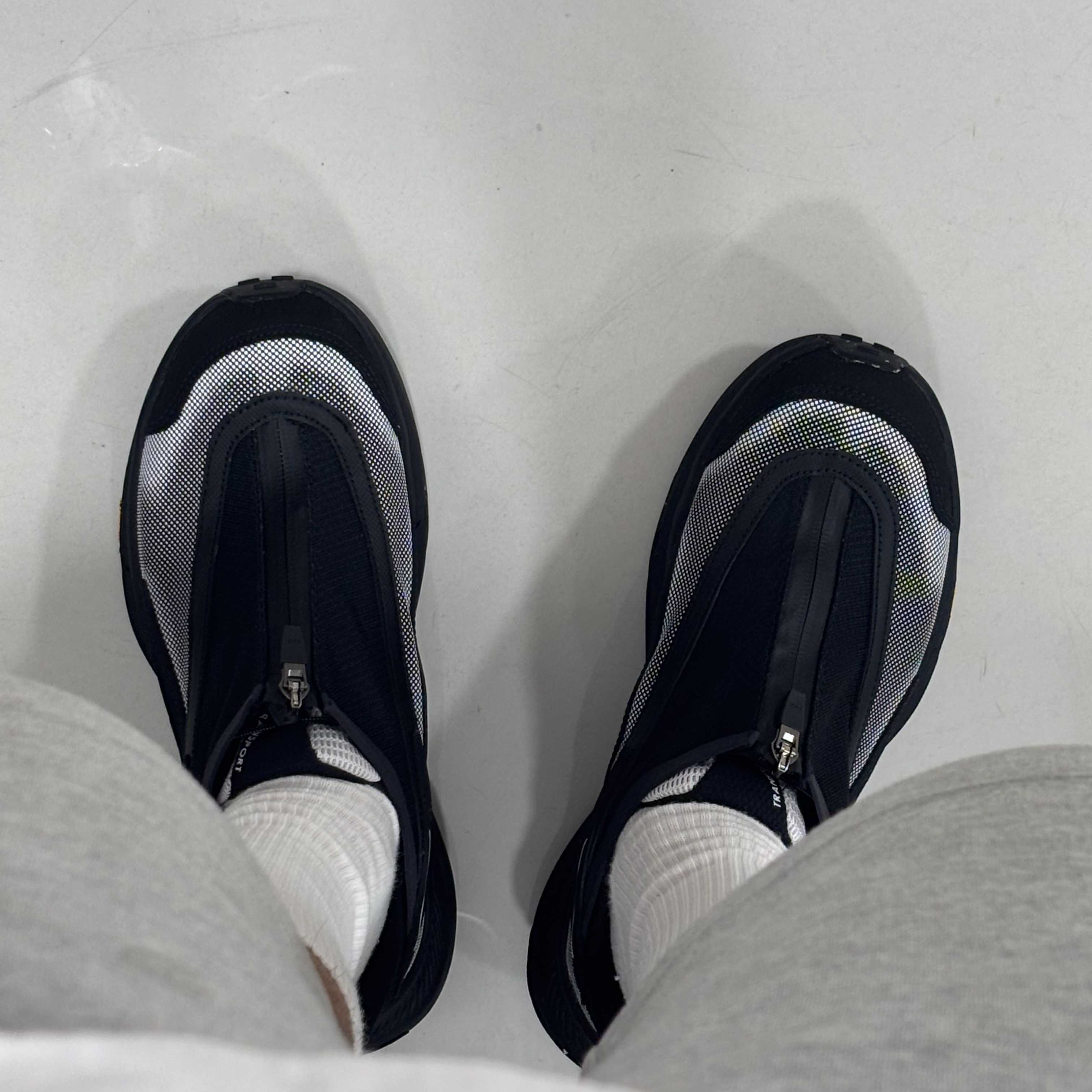 Hoka Project Transport TS Black White 착용 스타일