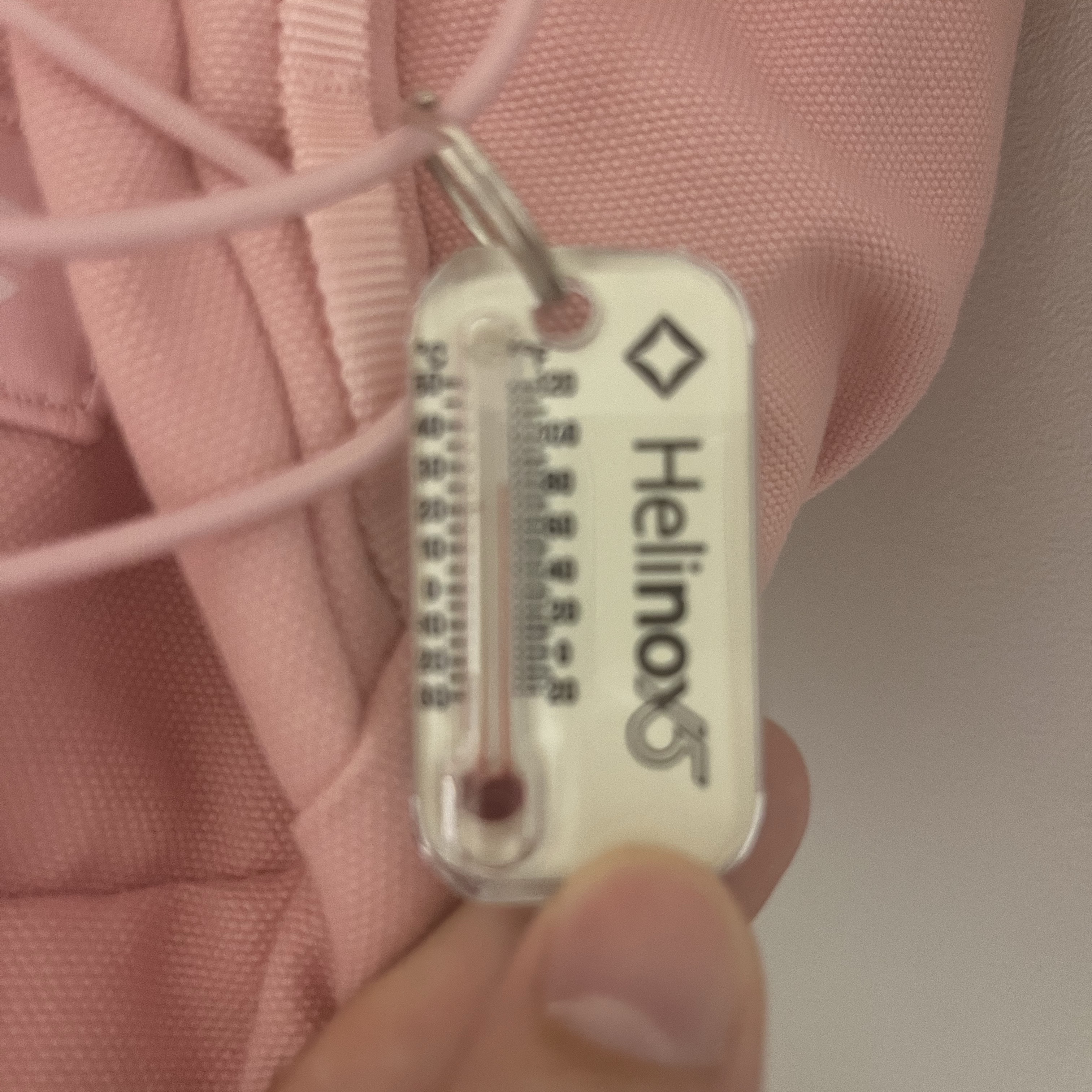 Helinox 15th Anniversary Zipperpull Thermometer Lumazip Light Stored Black 착용 스타일