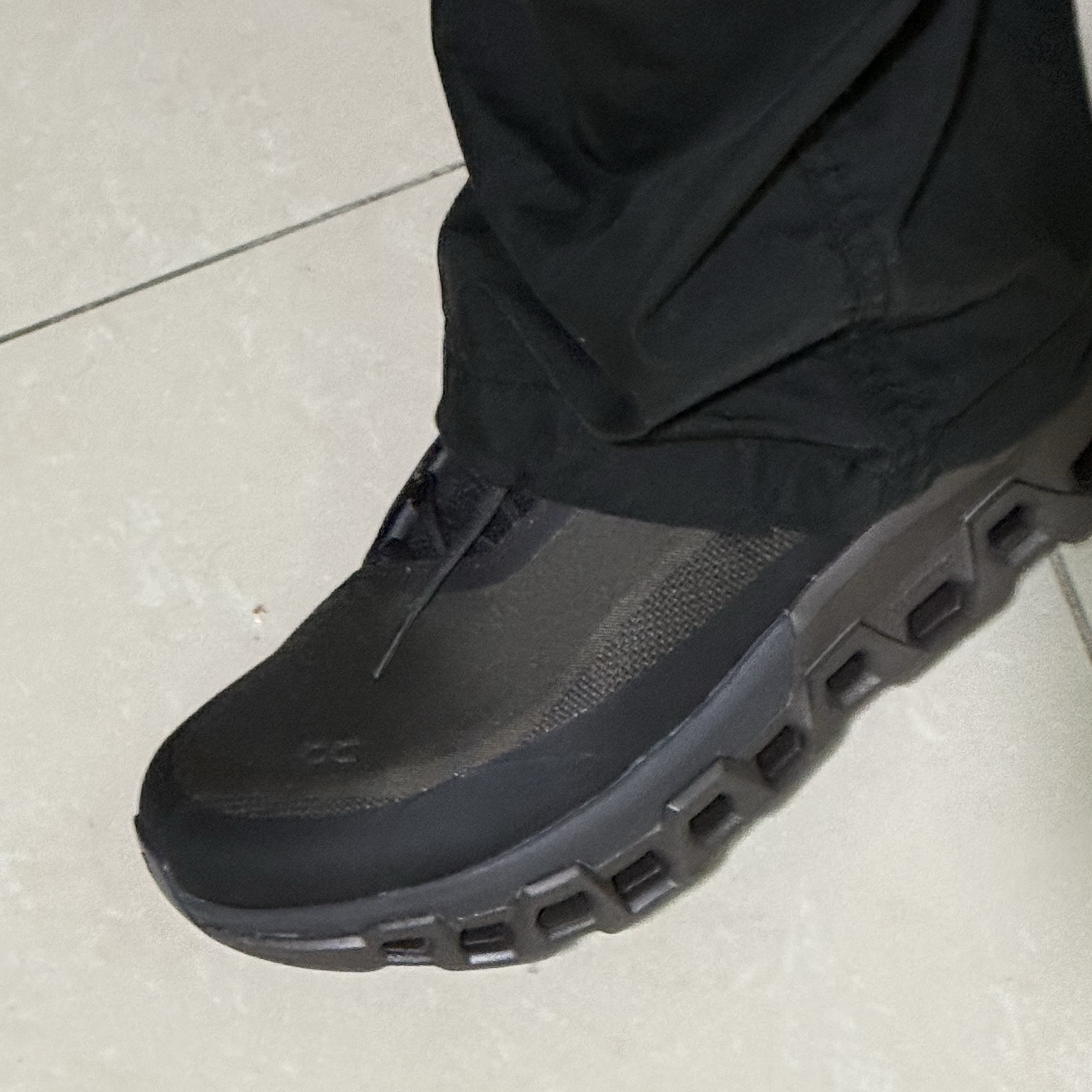 On Running x Post Archive Faction (Paf) Cloudmonster 2 Thorn Brown 착용 스타일
