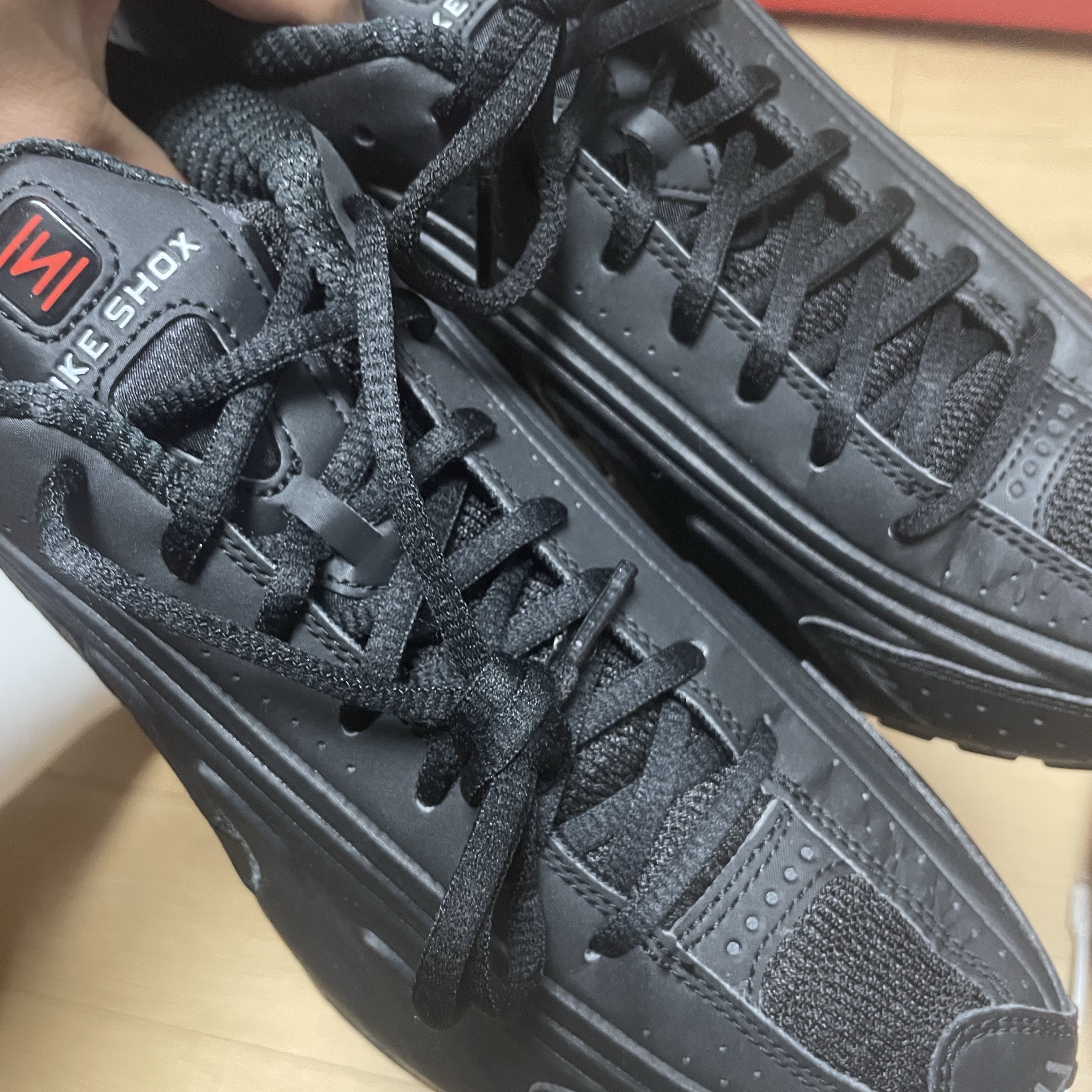 (W) Nike Shox R4 Black 착용 스타일
