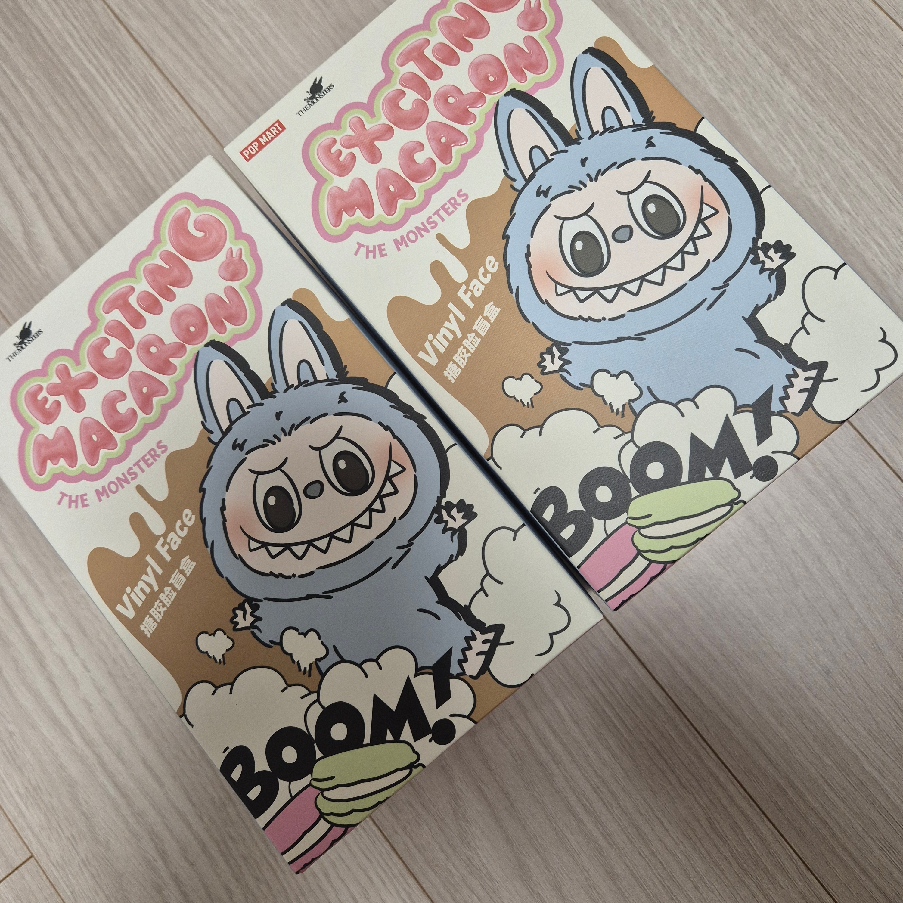 Pop Mart The Monsters Labubu Tasty Macarons Series Sealed Case (Bundle of 2/1 Blind Box) 착용 스타일