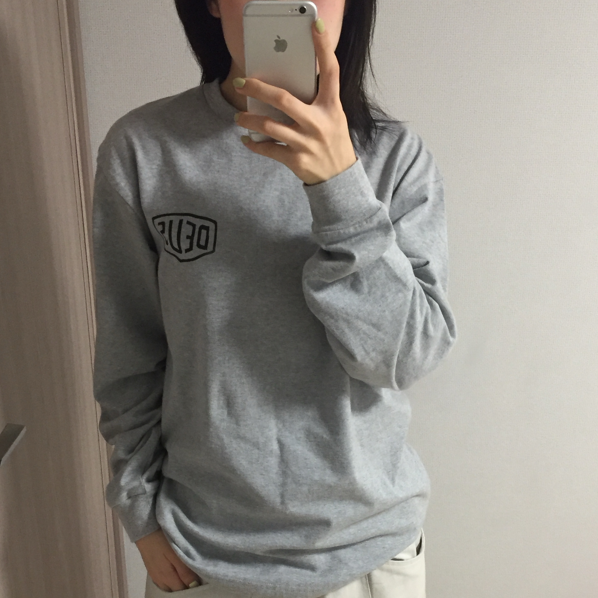 Deus Ex Machina Seoul College Address Long Sleeve T-Shirt M Grey 착용 스타일 - 2