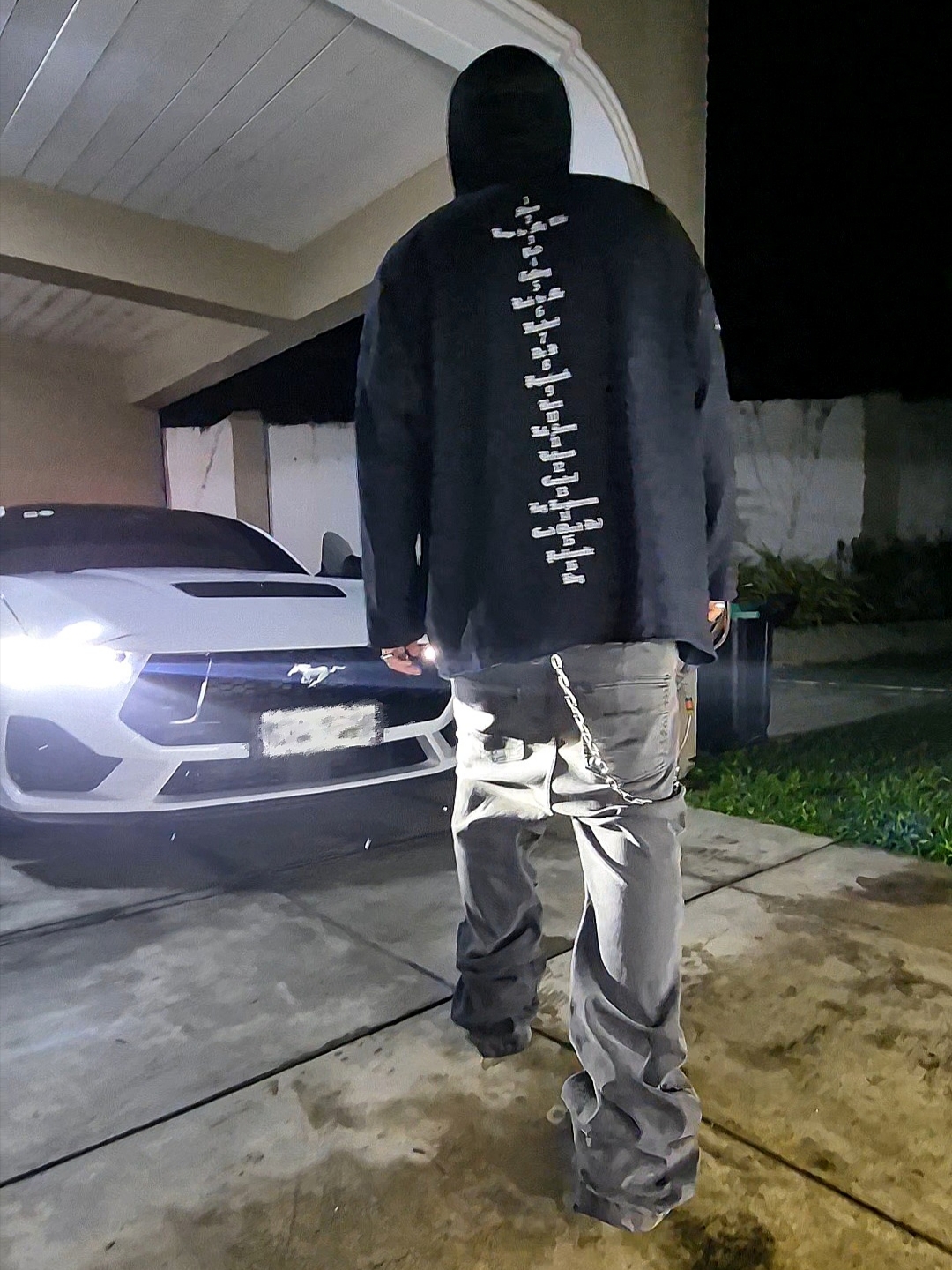 Yeezy Vultures Long T-Shirt Black 착용 스타일 - 1