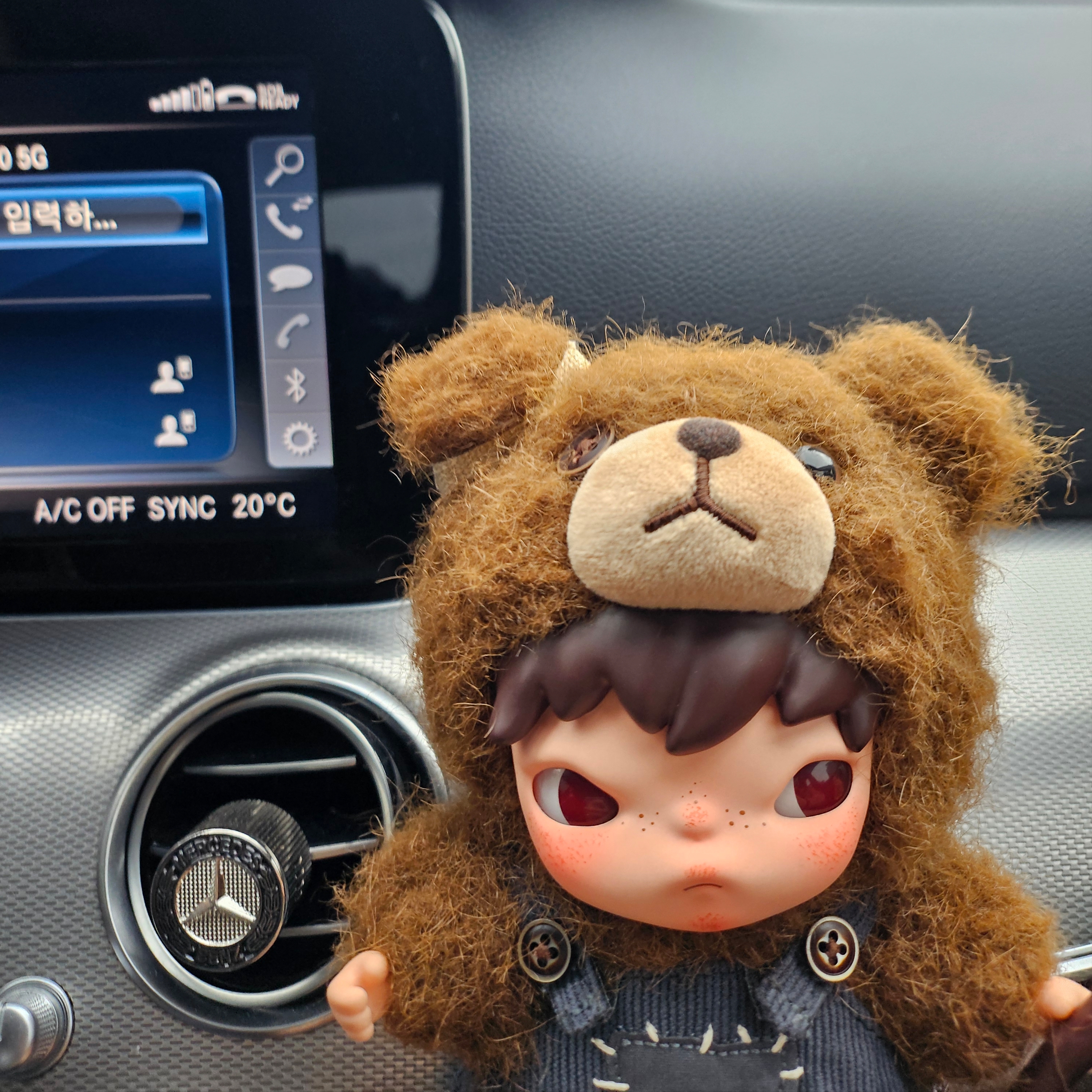 Pop Mart Hirono Living Wild-Fight For Joy Plush Doll 착용 스타일 - 4