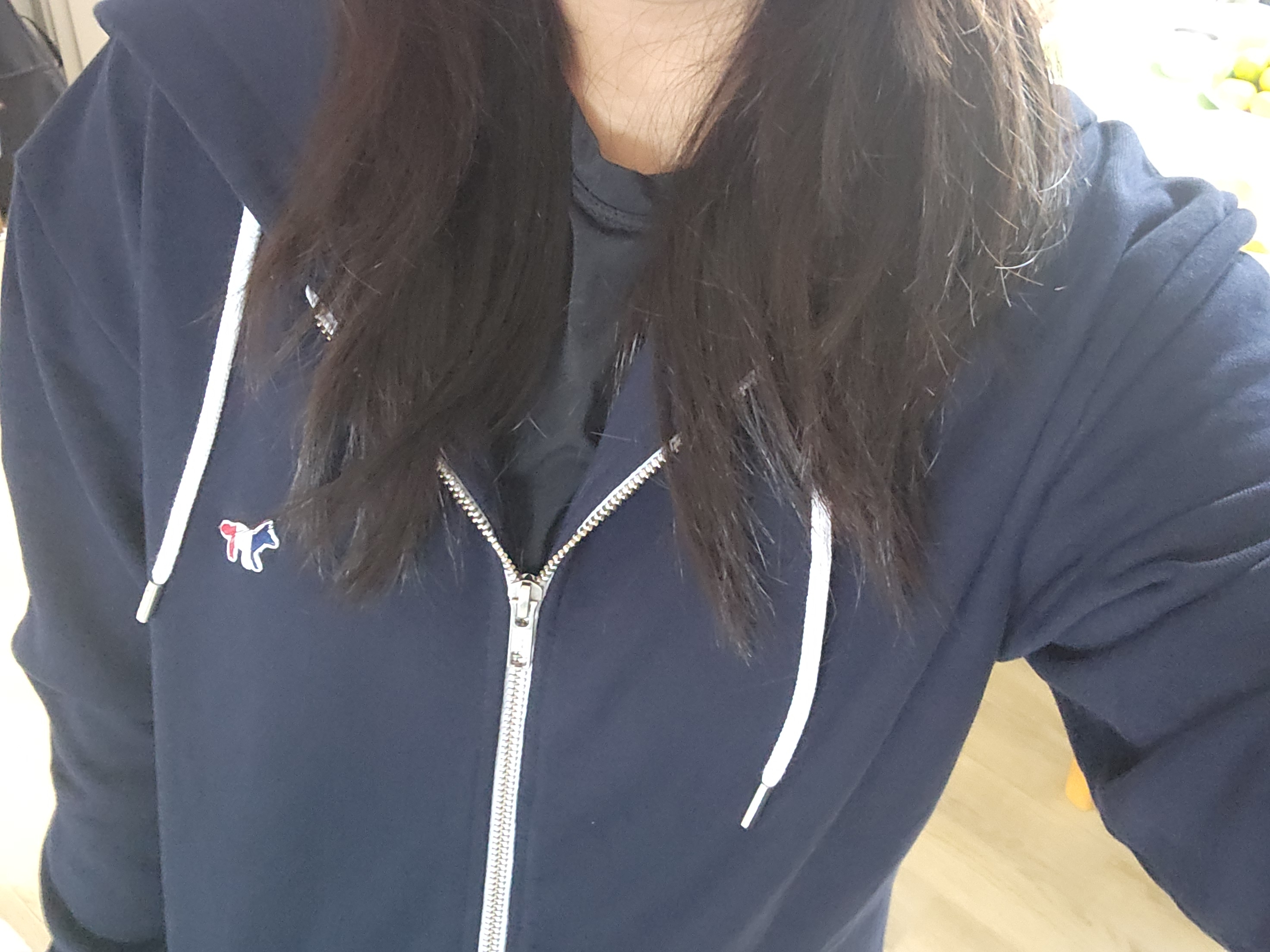 Maison Kitsune Tricolor Fox Patch Zip Hoodie Navy 착용 스타일 - 1