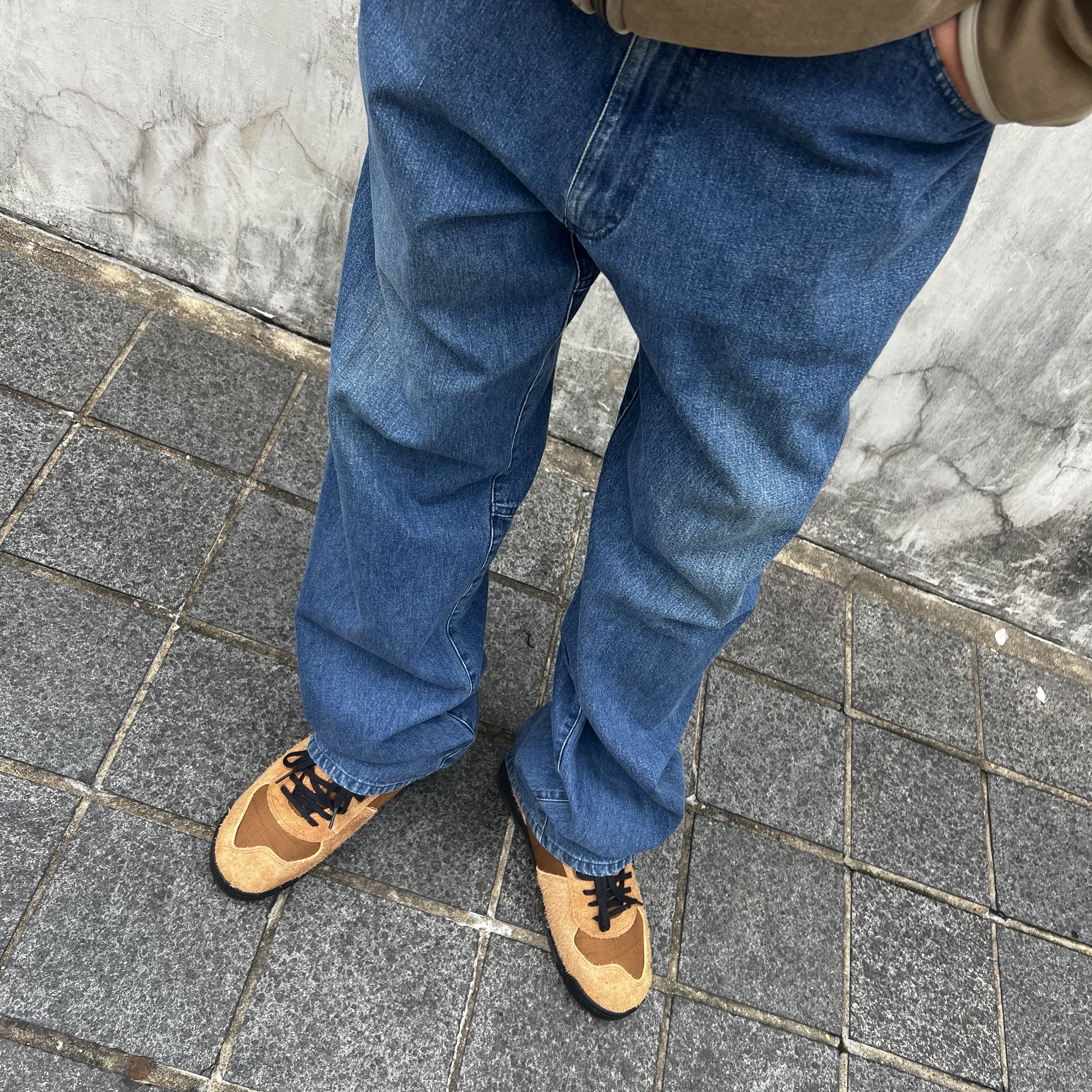 Nike x Stussy Air Baltoro Light British Tan and Black 착용 스타일 - 2