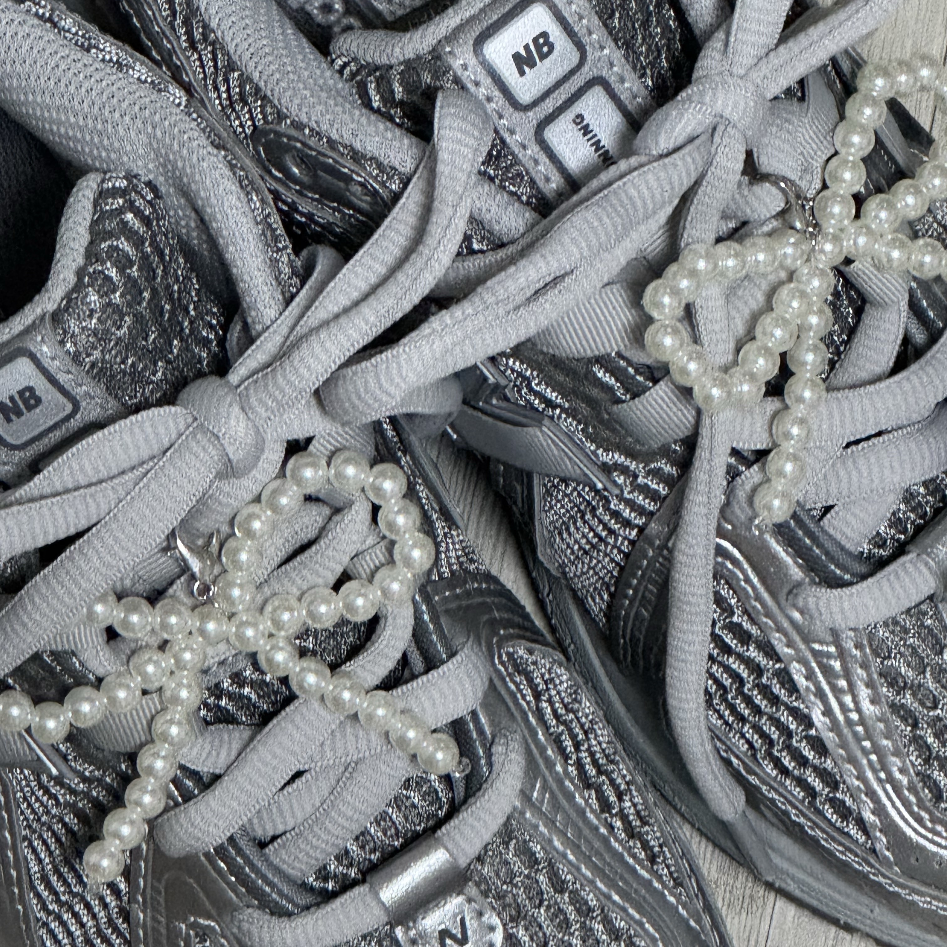 New Balance 1906R Harbor Grey Silver Metalic 착용 스타일