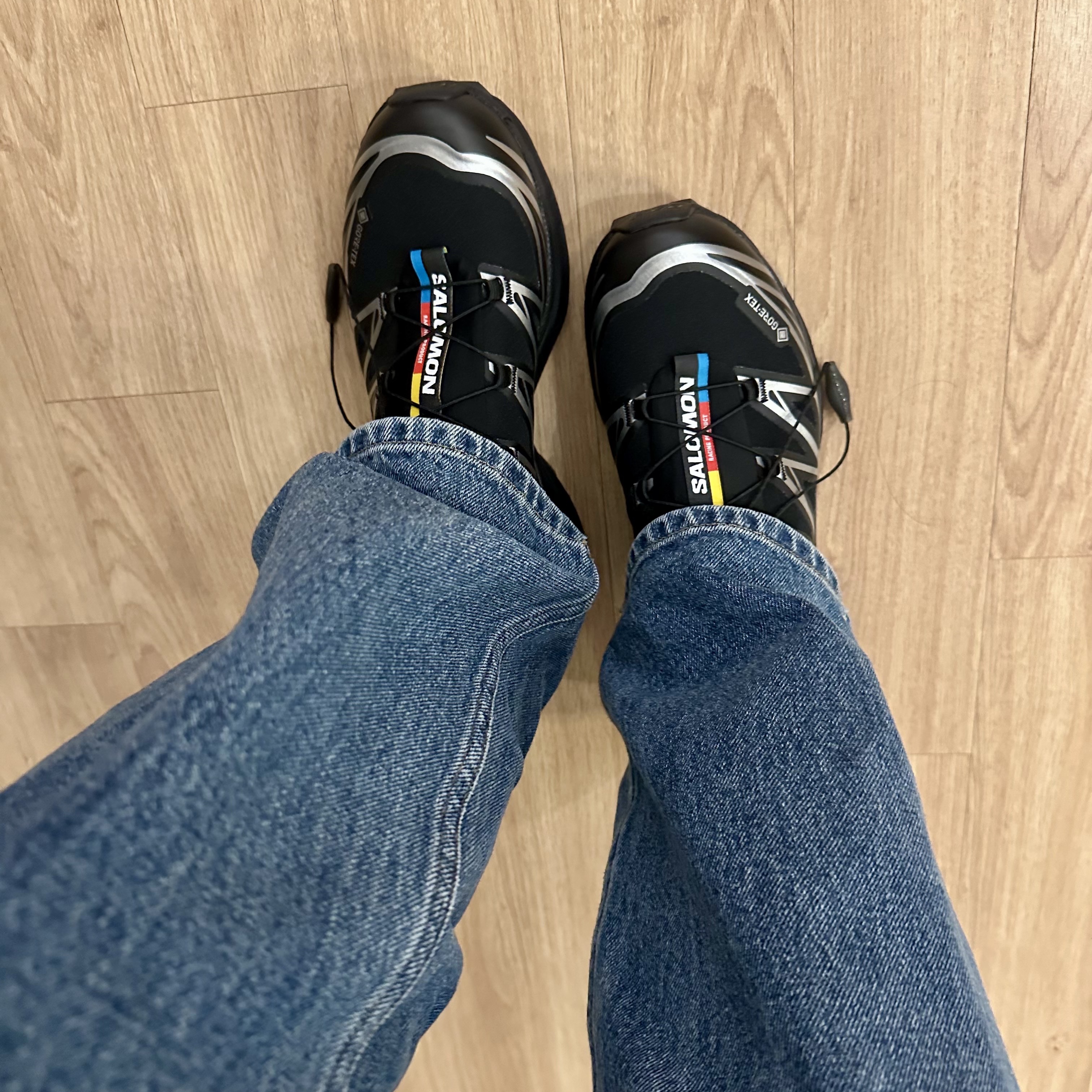 Salomon XT-6 GTX Black Silver 착용 스타일