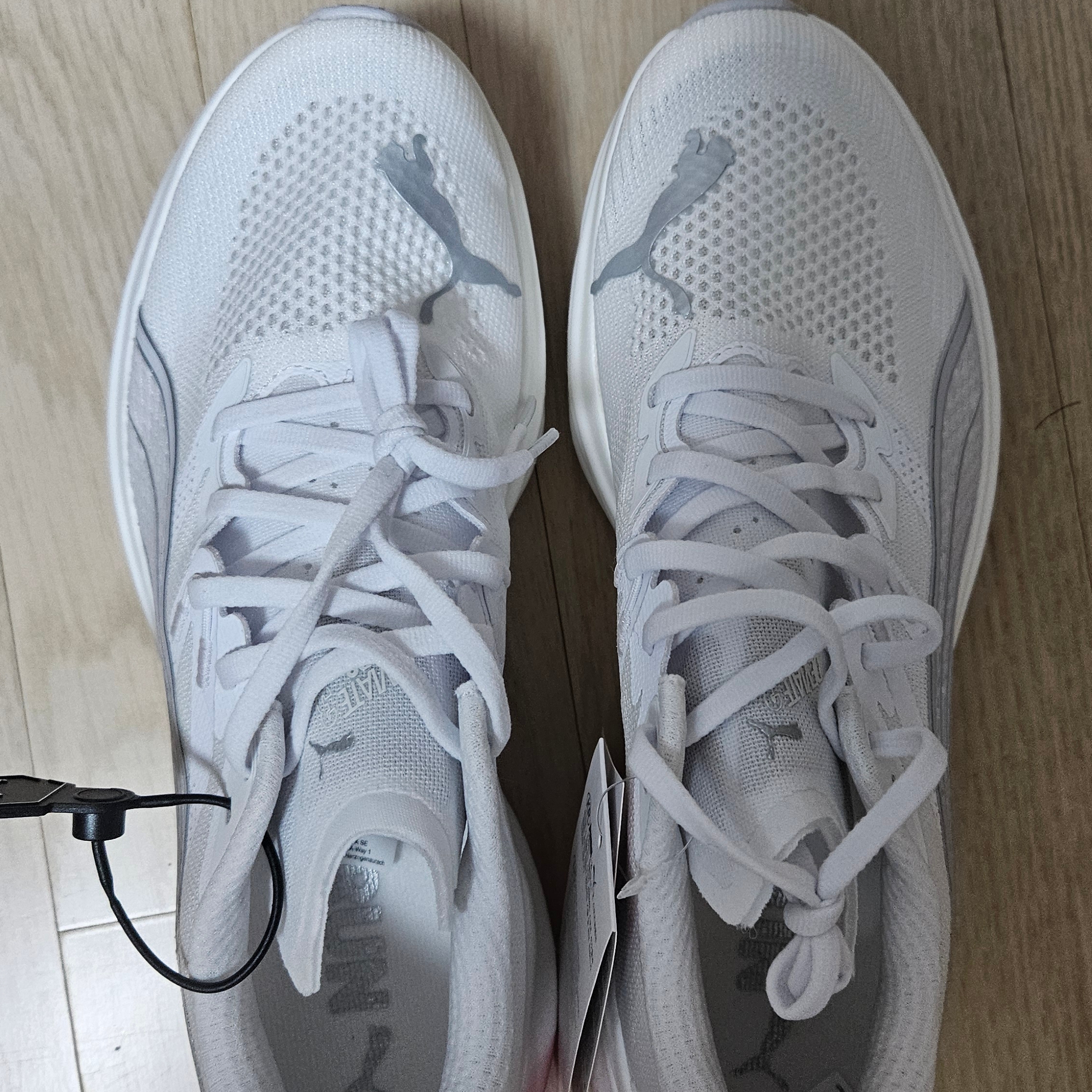 Puma Deviate Nitro 3 White Feather Gray 착용 스타일 - 1
