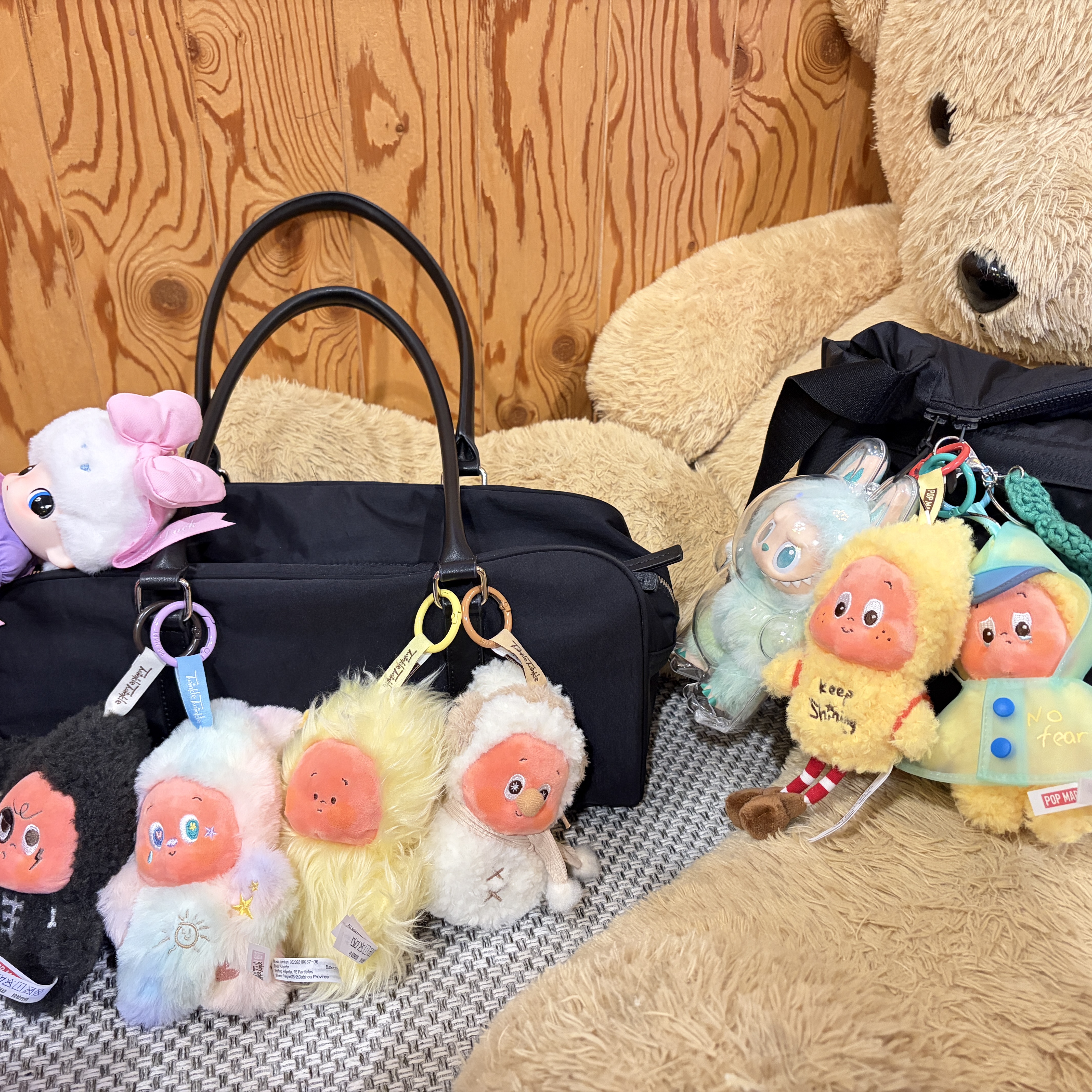Pop Mart Pop Mart Dimoo World x Disney Series Plush Keyring Dalsy's Gift (Opened Case), Pop Mart Twinkle Twinkle Sweet Dreams Forecast Series Plush Pendant Flash Warning (Opened Case) 착용 스타일 - 2