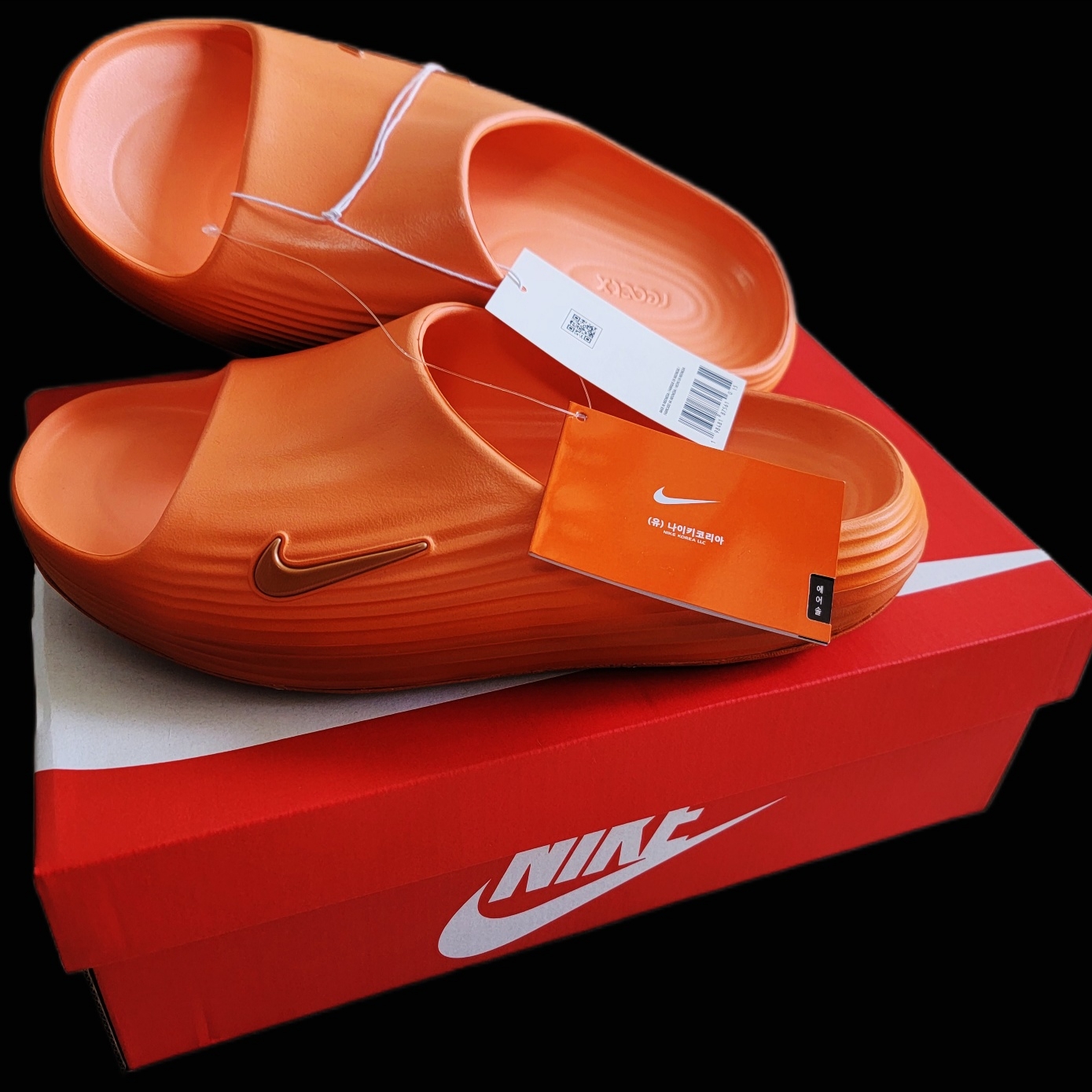 Nike ReactX Rejuven8 Slide Marrakesh Campfire Orange 착용 스타일