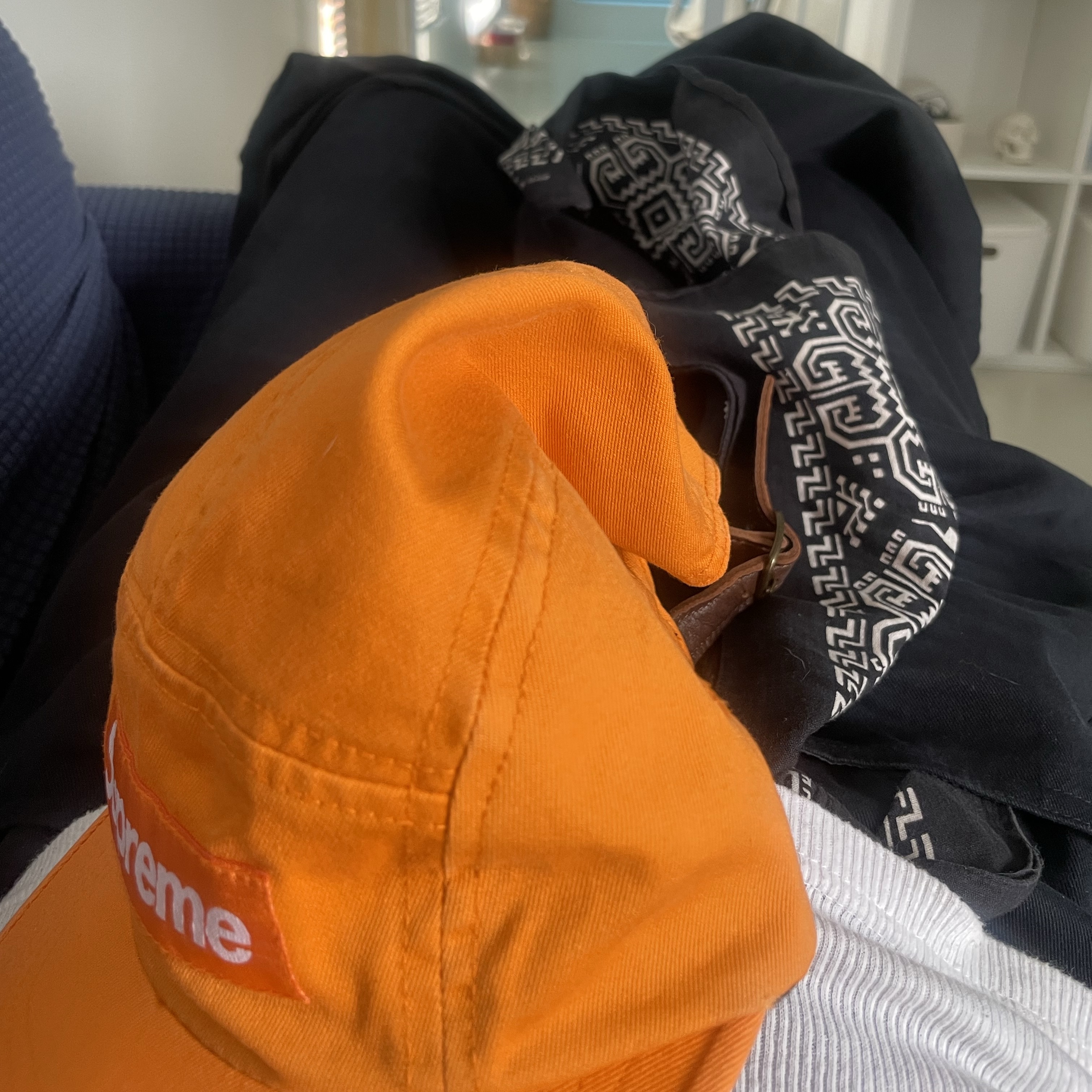 Supreme Washed Chino Twill Camp Cap Light Orange - 23FW 착용 스타일 - 2