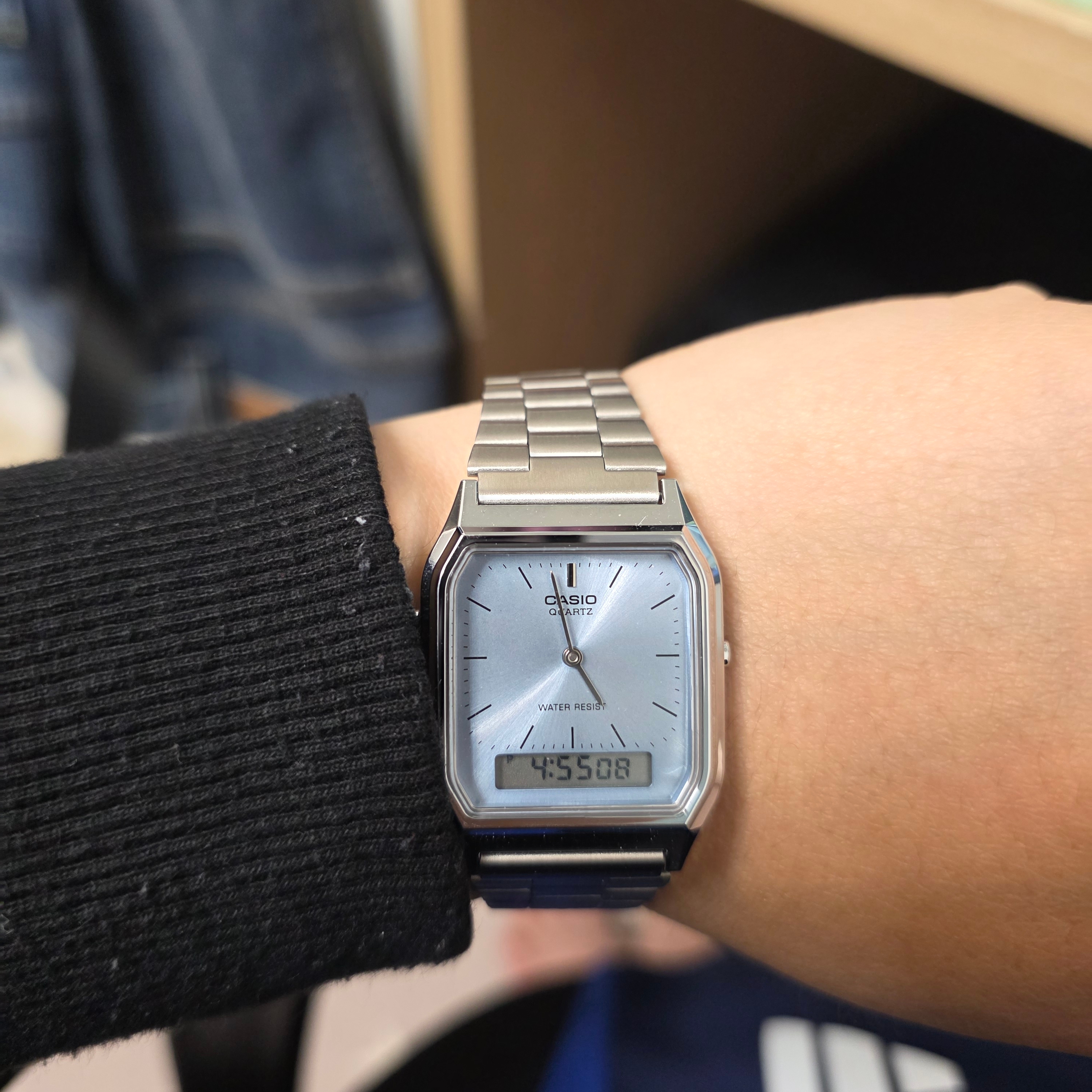 Casio AQ-230A-2A1MQY 착용 스타일