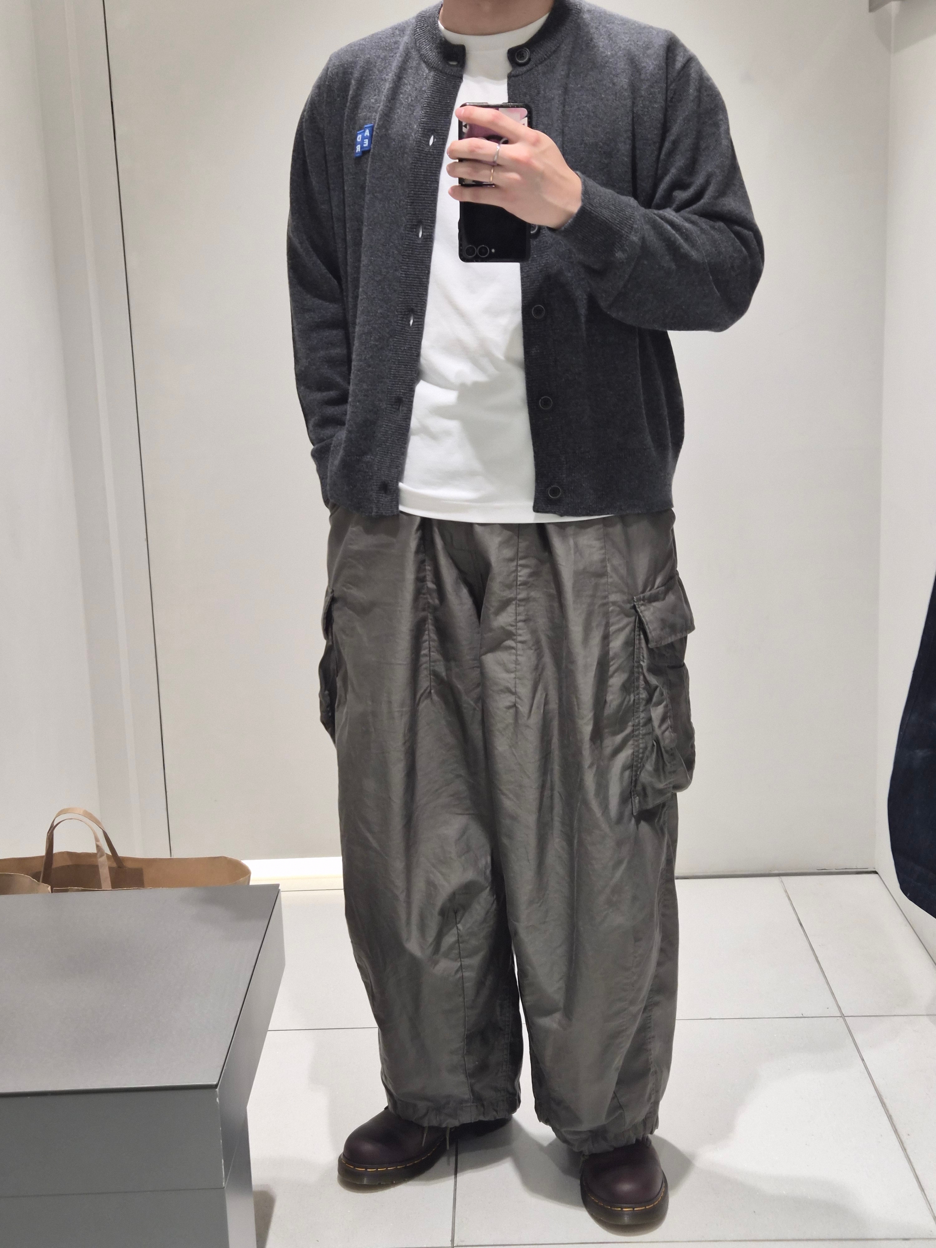 Needles H.D. BDU Pants Olive, Ader Error Sig; TRS/BL Tag Cardigan 02 Charcoal 착용 스타일